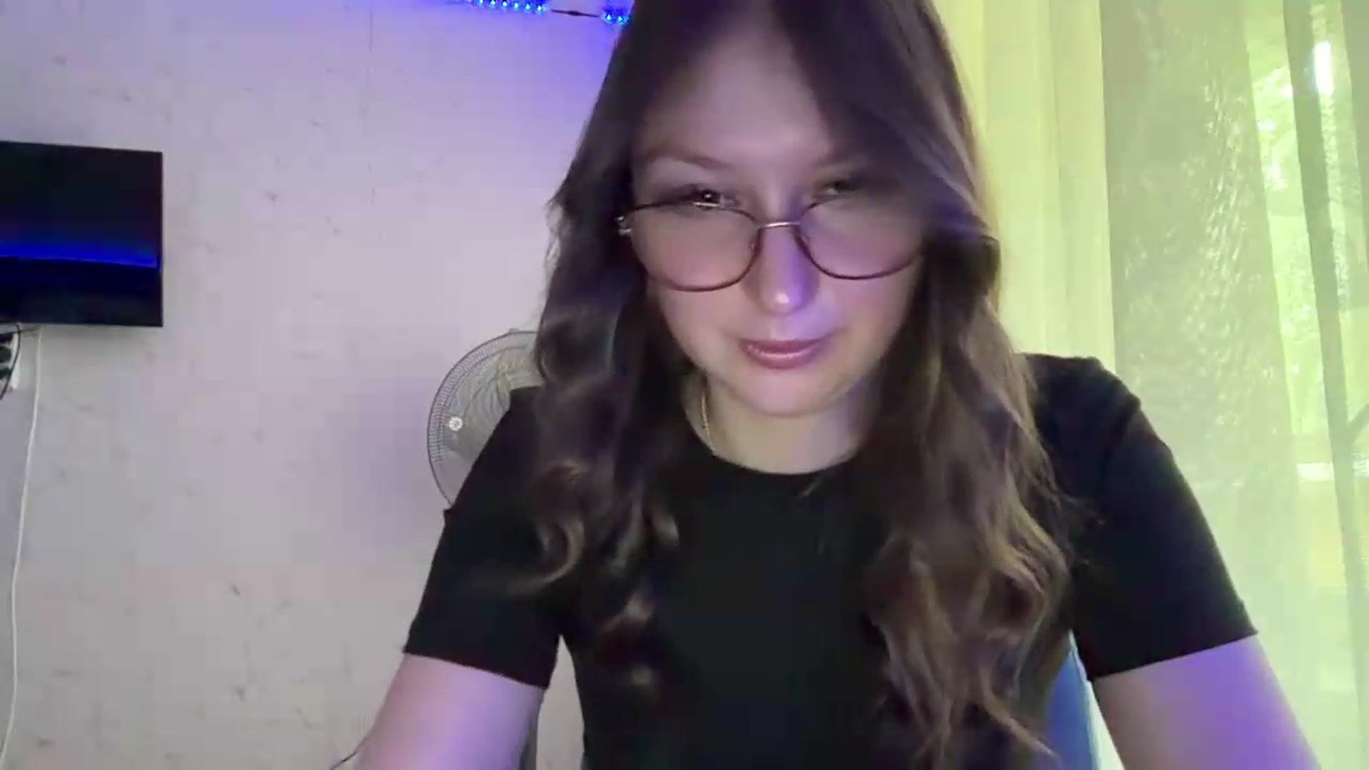 Gallery image thumbnail from SaraJay's myfreecams stream on, 06/15/2026, 08:58 image 15 of 20