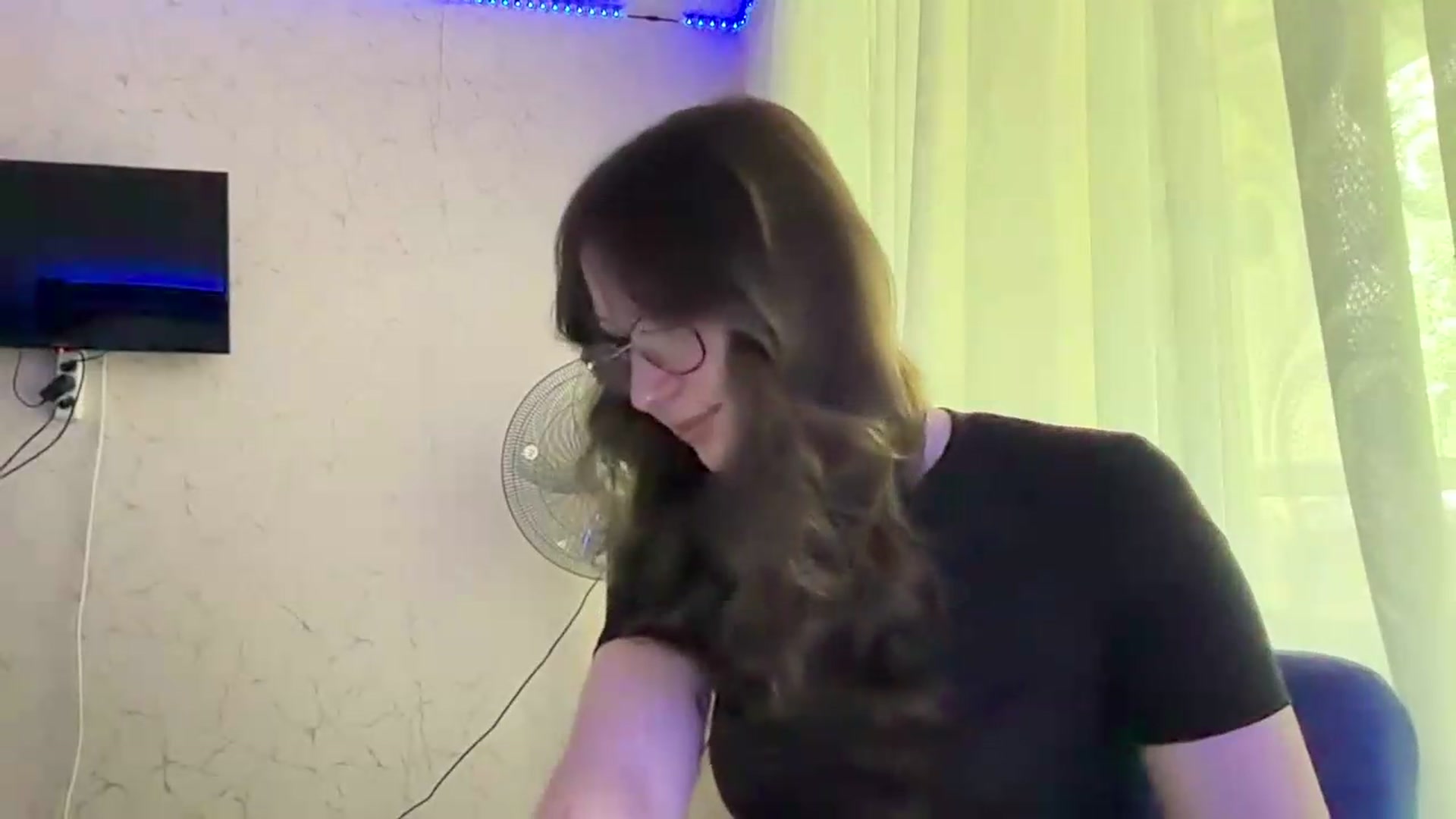 Gallery image thumbnail from SaraJay's myfreecams stream on, 06/15/2026, 08:58 image 6 of 20