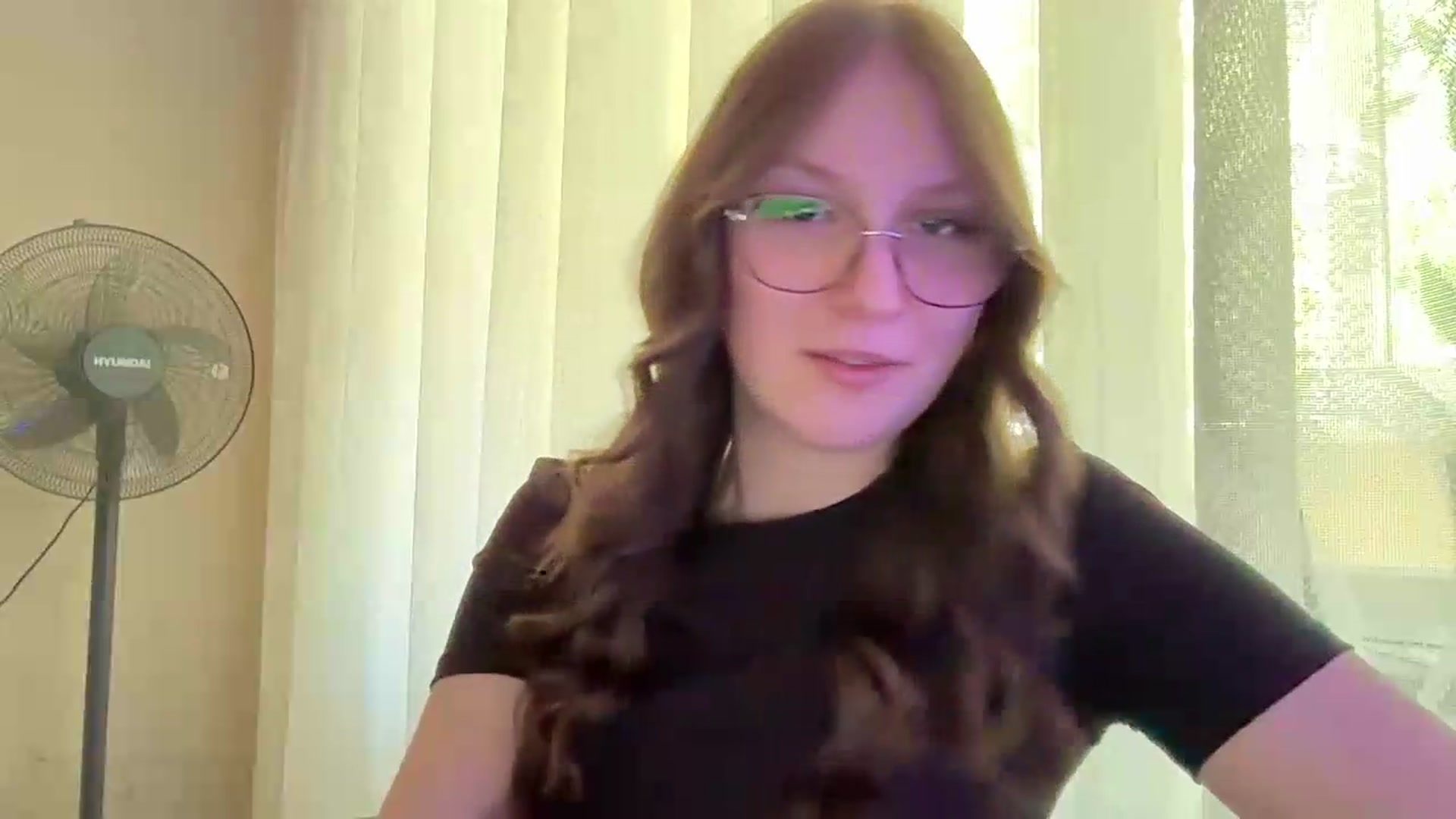 Gallery image thumbnail from SaraJay's myfreecams stream on, 06/15/2026, 11:00 image 15 of 20