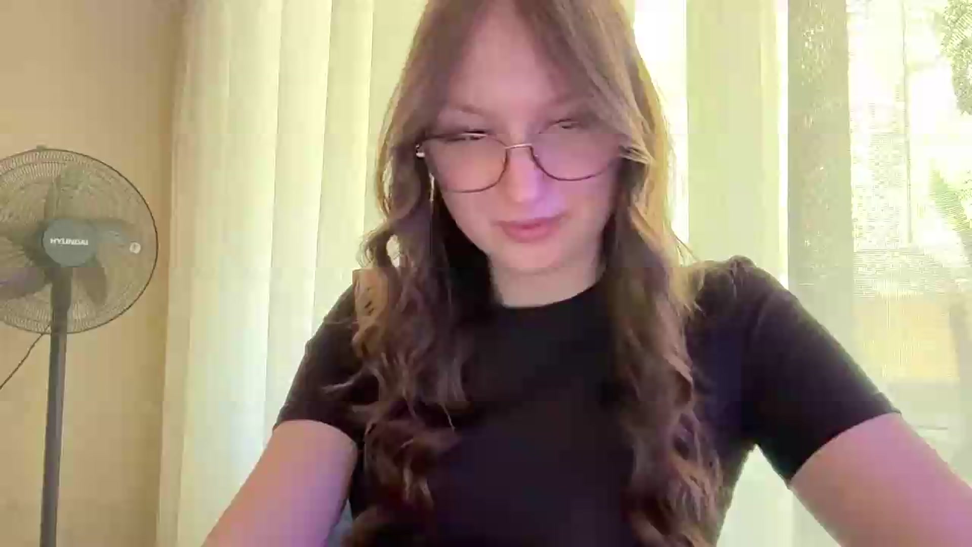 Gallery image thumbnail from SaraJay's myfreecams stream on, 06/15/2026, 11:00 image 19 of 20