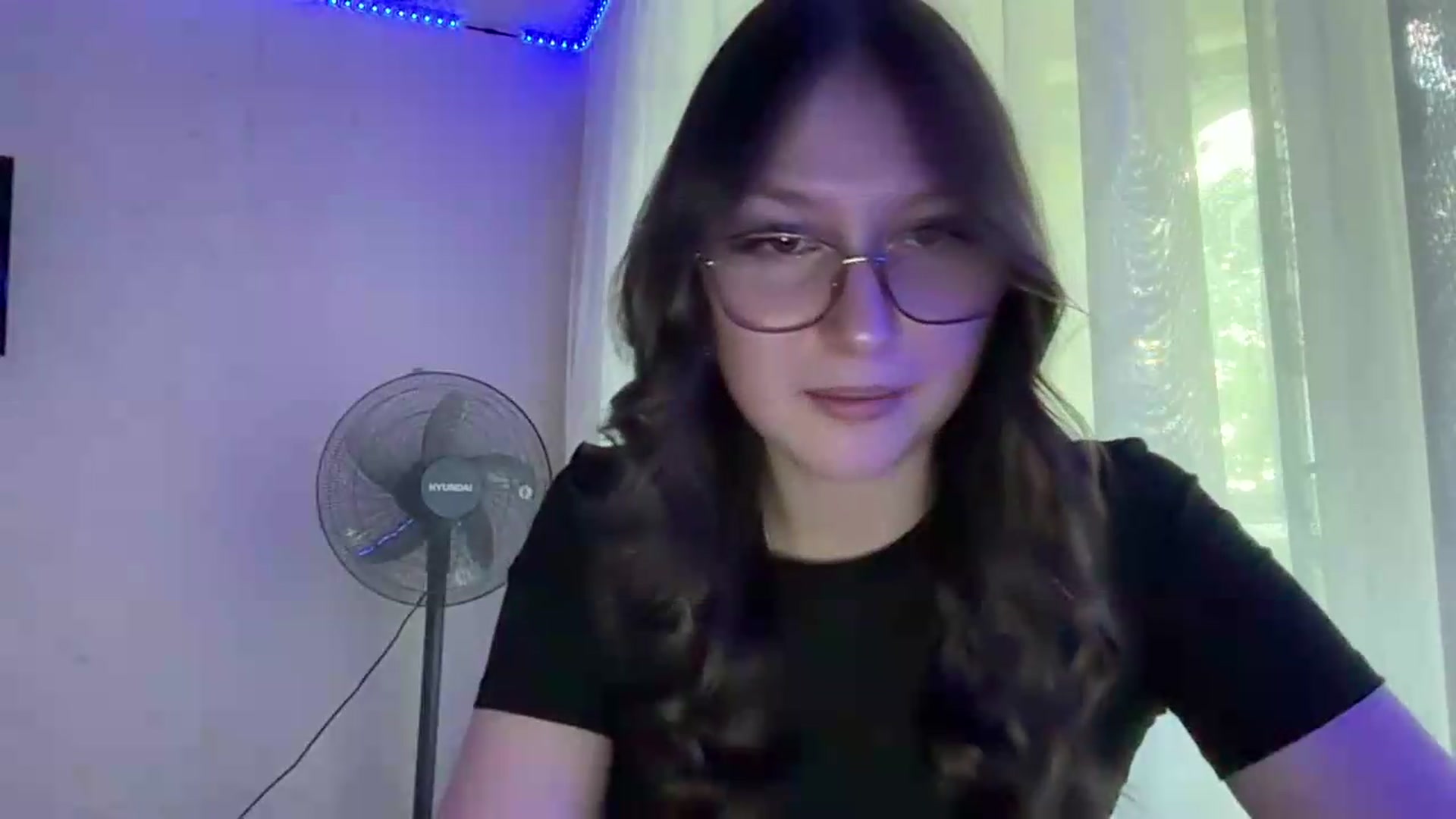 Gallery image thumbnail from SaraJay's myfreecams stream on, 06/15/2026, 11:00 image 6 of 20