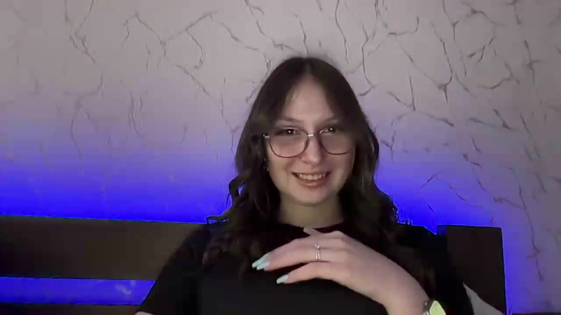 Gallery image thumbnail from SaraJay's myfreecams stream on, 06/15/2026, 12:31 image 17 of 20