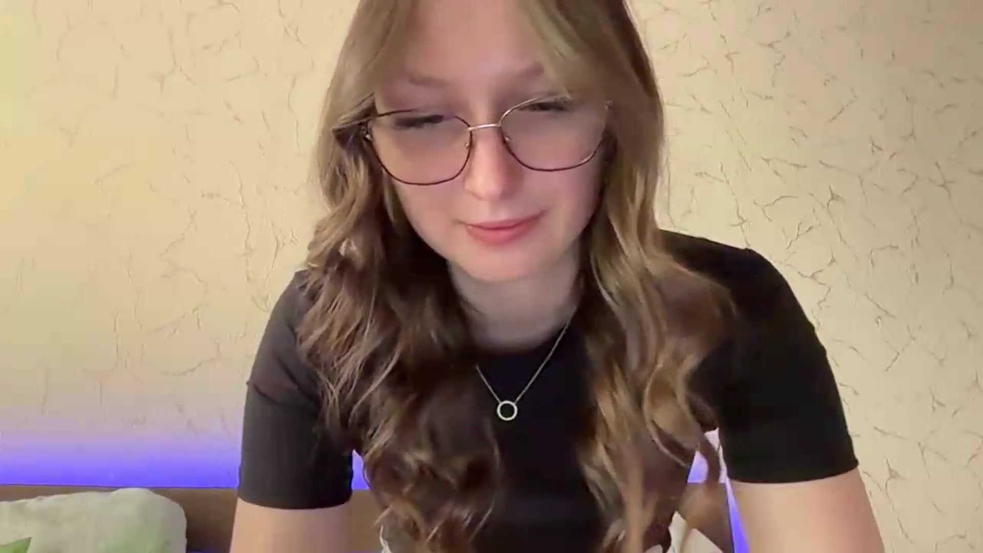 Gallery image thumbnail from SaraJay's myfreecams stream on, 06/15/2026, 12:31 image 6 of 20
