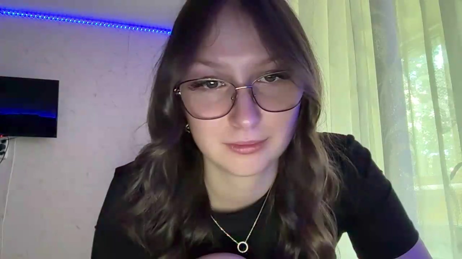 Gallery image thumbnail from SaraJay's myfreecams stream on, 06/15/2026, 13:37 image 2 of 20