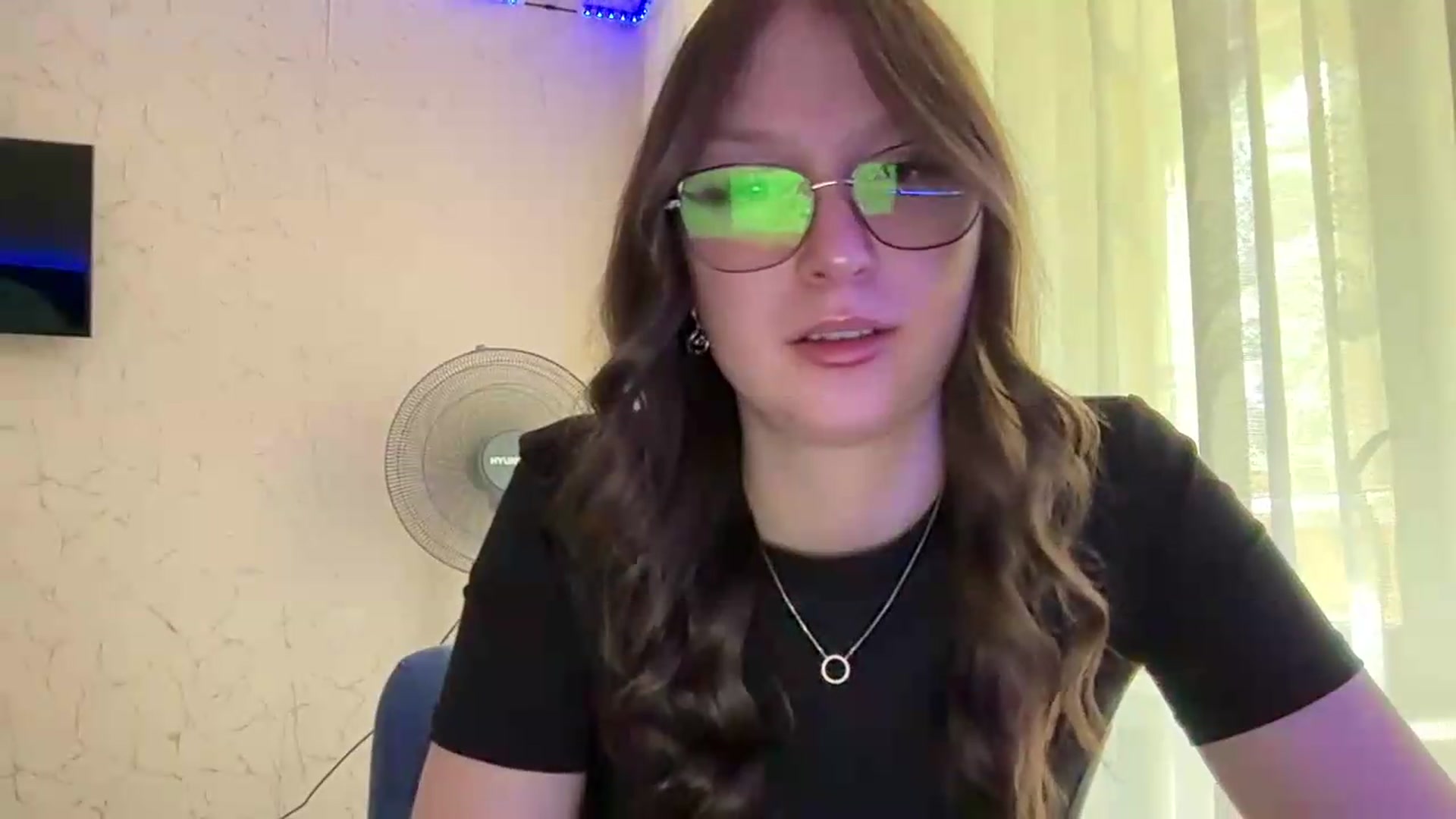 Gallery image thumbnail from SaraJay's myfreecams stream on, 06/15/2026, 13:37 image 20 of 20