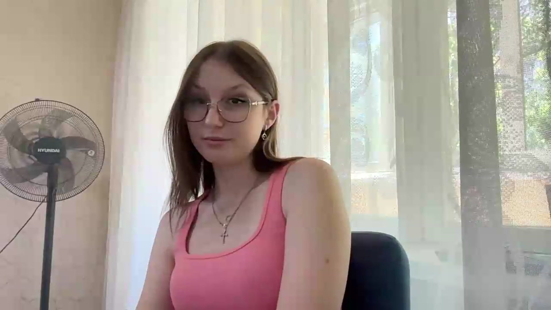 Gallery image thumbnail from SaraJay's myfreecams stream on, 06/16/2026, 12:35 image 18 of 20