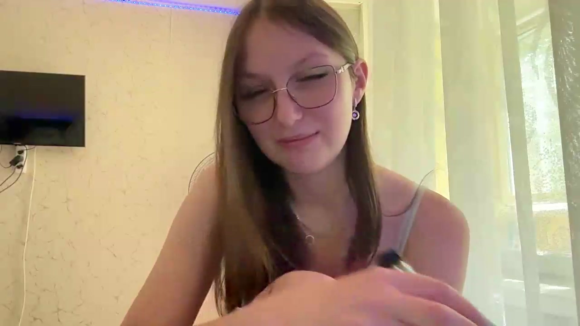 Gallery image thumbnail from SaraJay's myfreecams stream on, 06/19/2026, 14:46 image 11 of 20