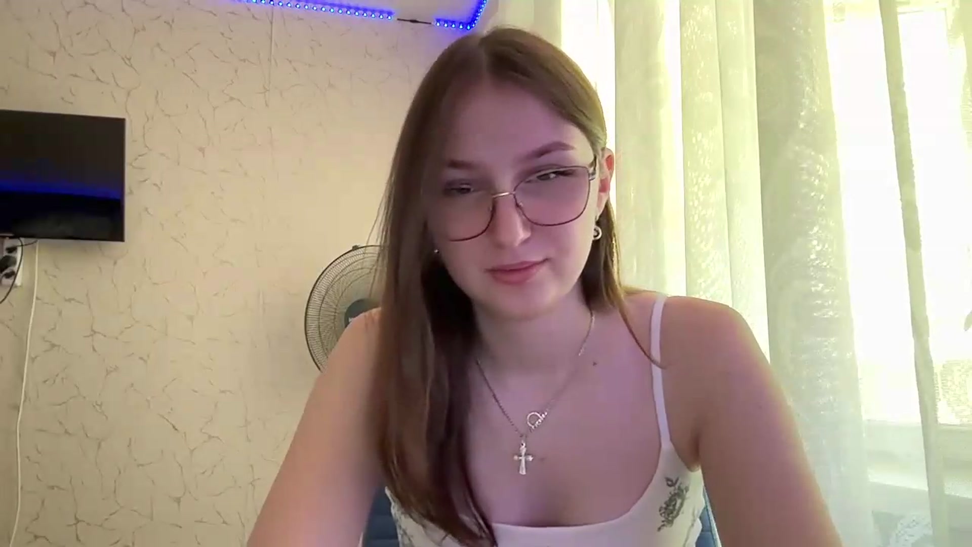 Gallery image thumbnail from SaraJay's myfreecams stream on, 07/02/2026, 12:02 image 10 of 20