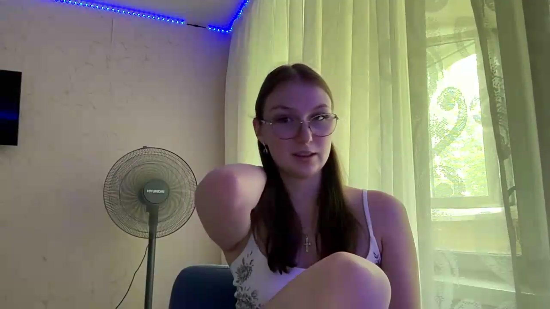 Gallery image thumbnail from SaraJay's myfreecams stream on, 07/04/2026, 09:55 image 10 of 20