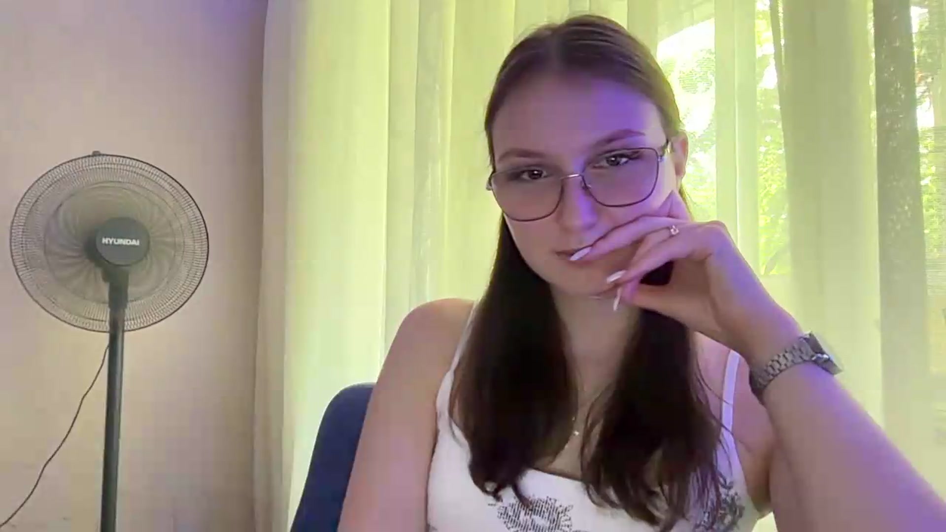 Gallery image thumbnail from SaraJay's myfreecams stream on, 07/04/2026, 09:55 image 16 of 20