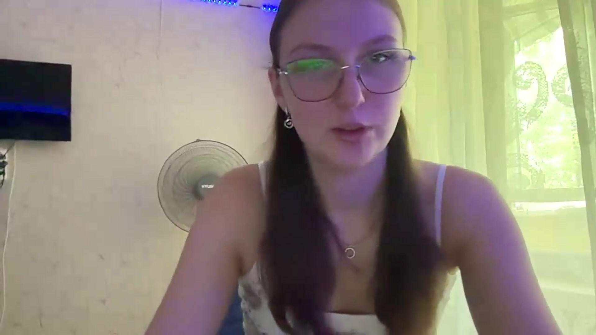 Gallery image thumbnail from SaraJay's myfreecams stream on, 07/04/2026, 09:55 image 2 of 20