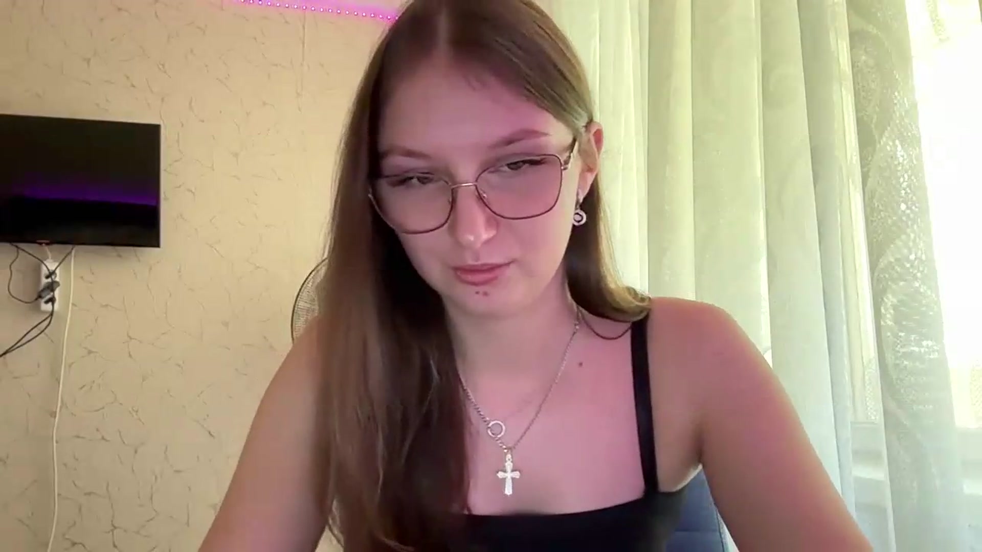 Gallery image thumbnail from SaraJay's myfreecams stream on, 07/06/2026, 12:03 image 14 of 20