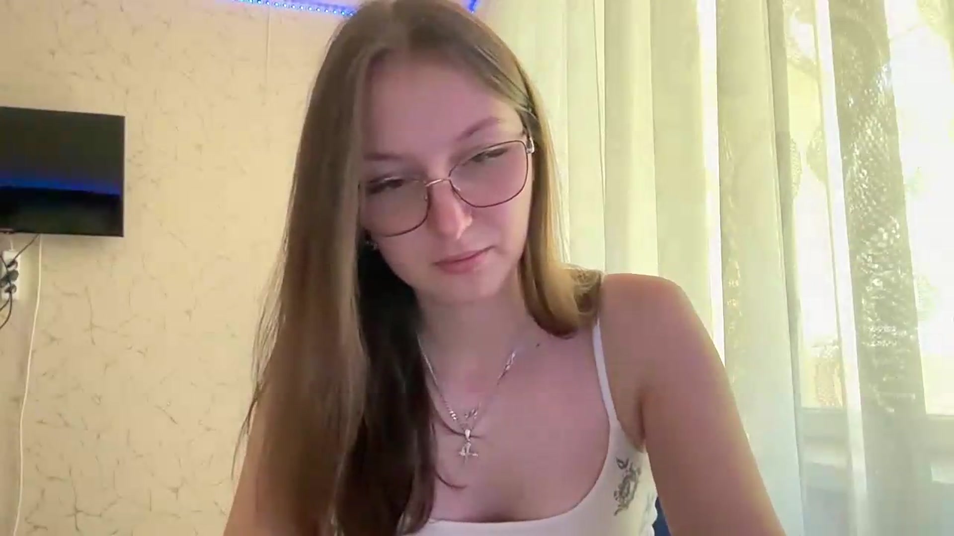 Gallery image thumbnail from SaraJay's myfreecams stream on, 07/16/2026, 12:13 image 19 of 20