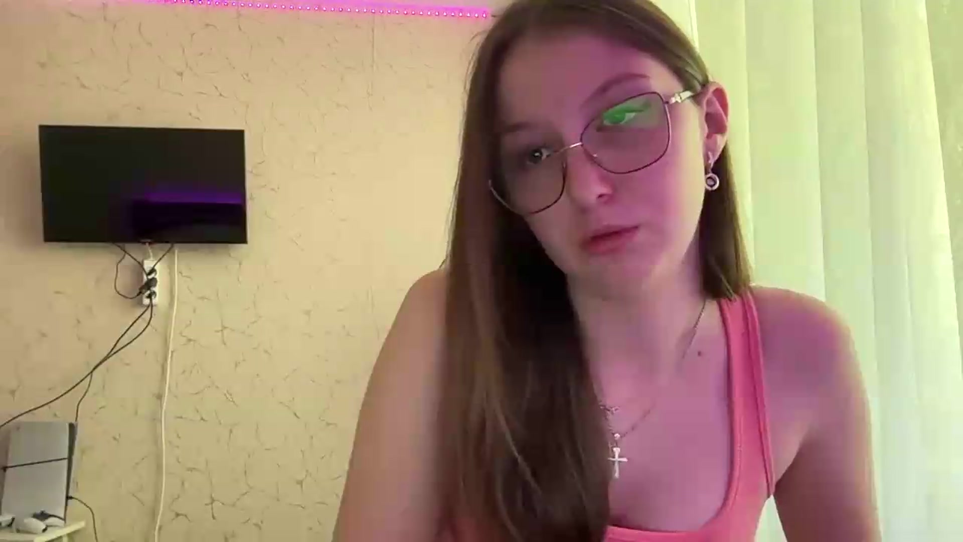 Gallery image thumbnail from SaraJay's myfreecams stream on, 07/17/2026, 10:08 image 16 of 20