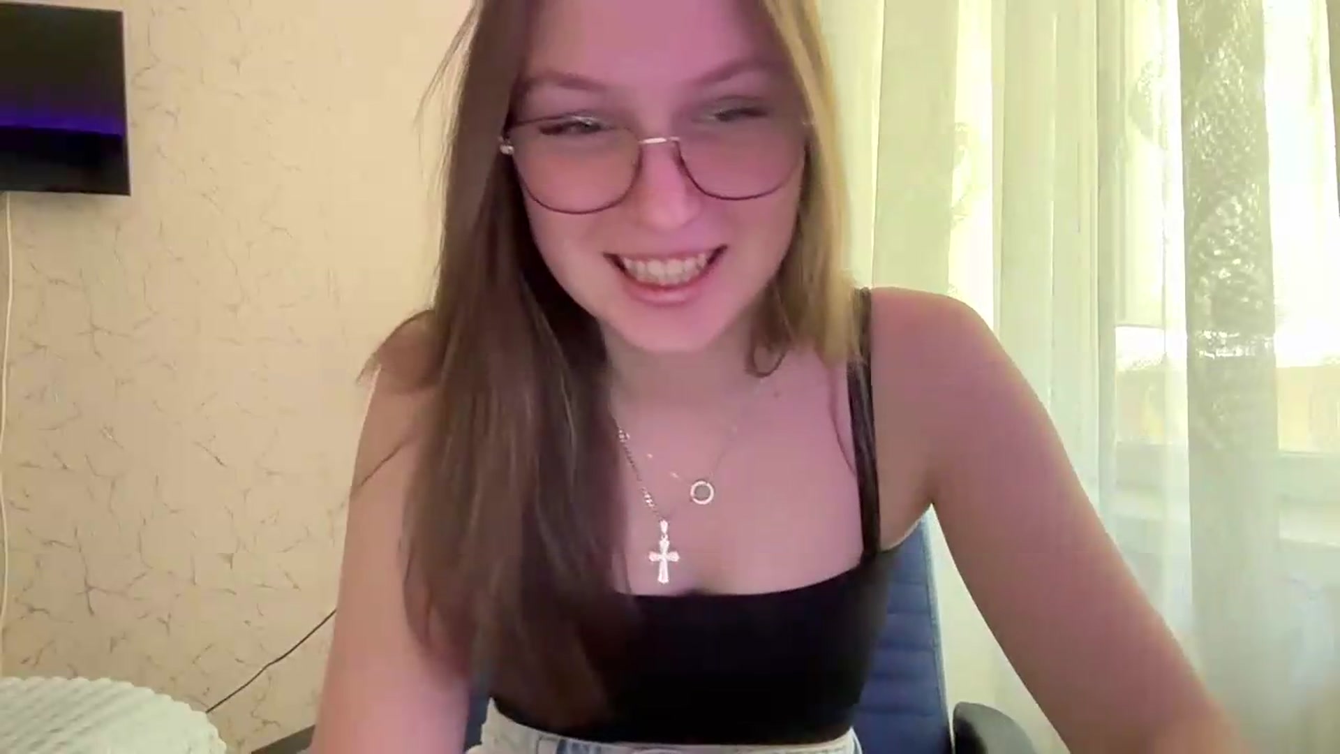 Gallery image thumbnail from SaraJay's myfreecams stream on, 07/18/2026, 11:49 image 4 of 20
