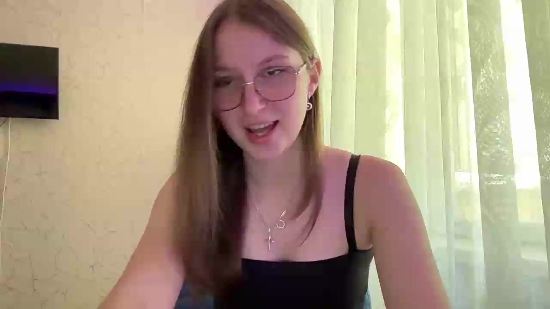 Gallery image thumbnail from SaraJay's myfreecams stream on, 07/18/2026, 11:49 image 1 of 20