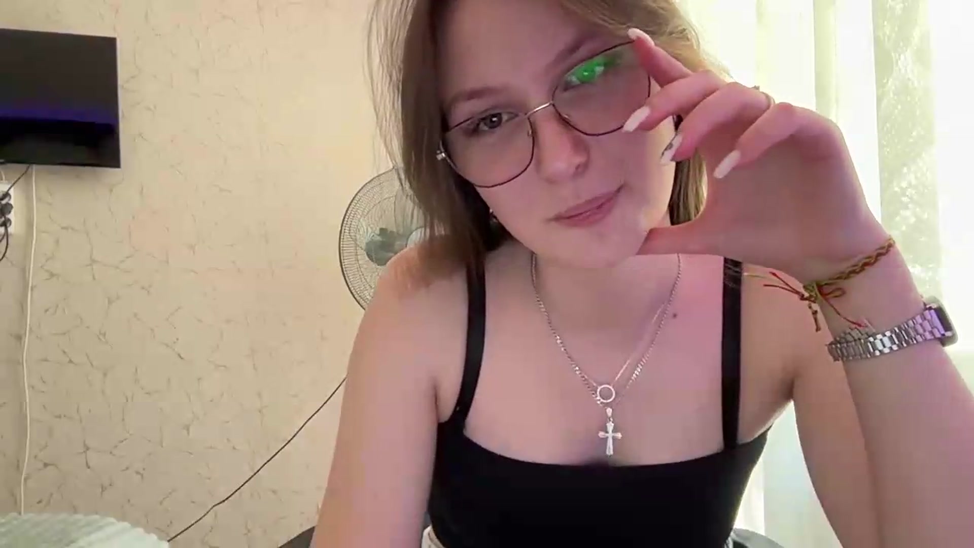 Gallery image thumbnail from SaraJay's myfreecams stream on, 07/18/2026, 12:18 image 3 of 20