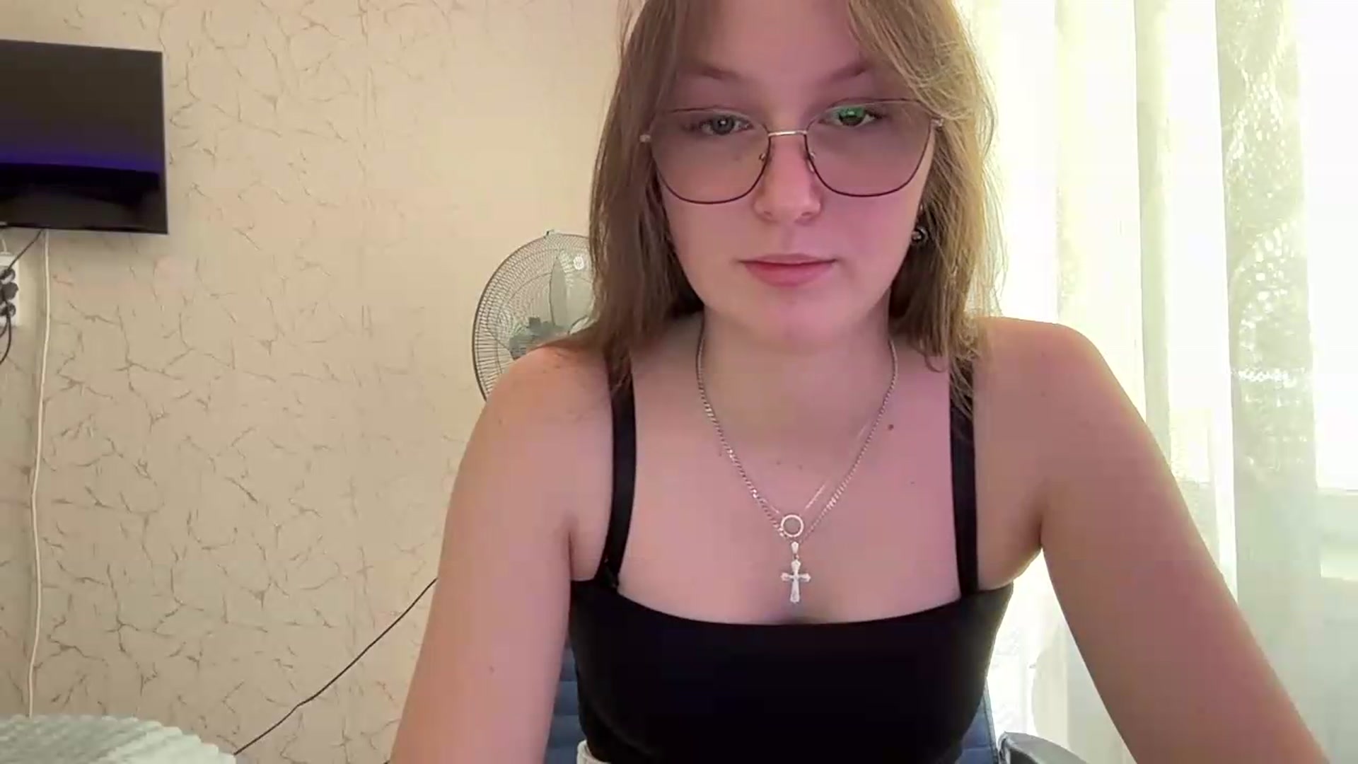 Gallery image thumbnail from SaraJay's myfreecams stream on, 07/18/2026, 12:18 image 4 of 20