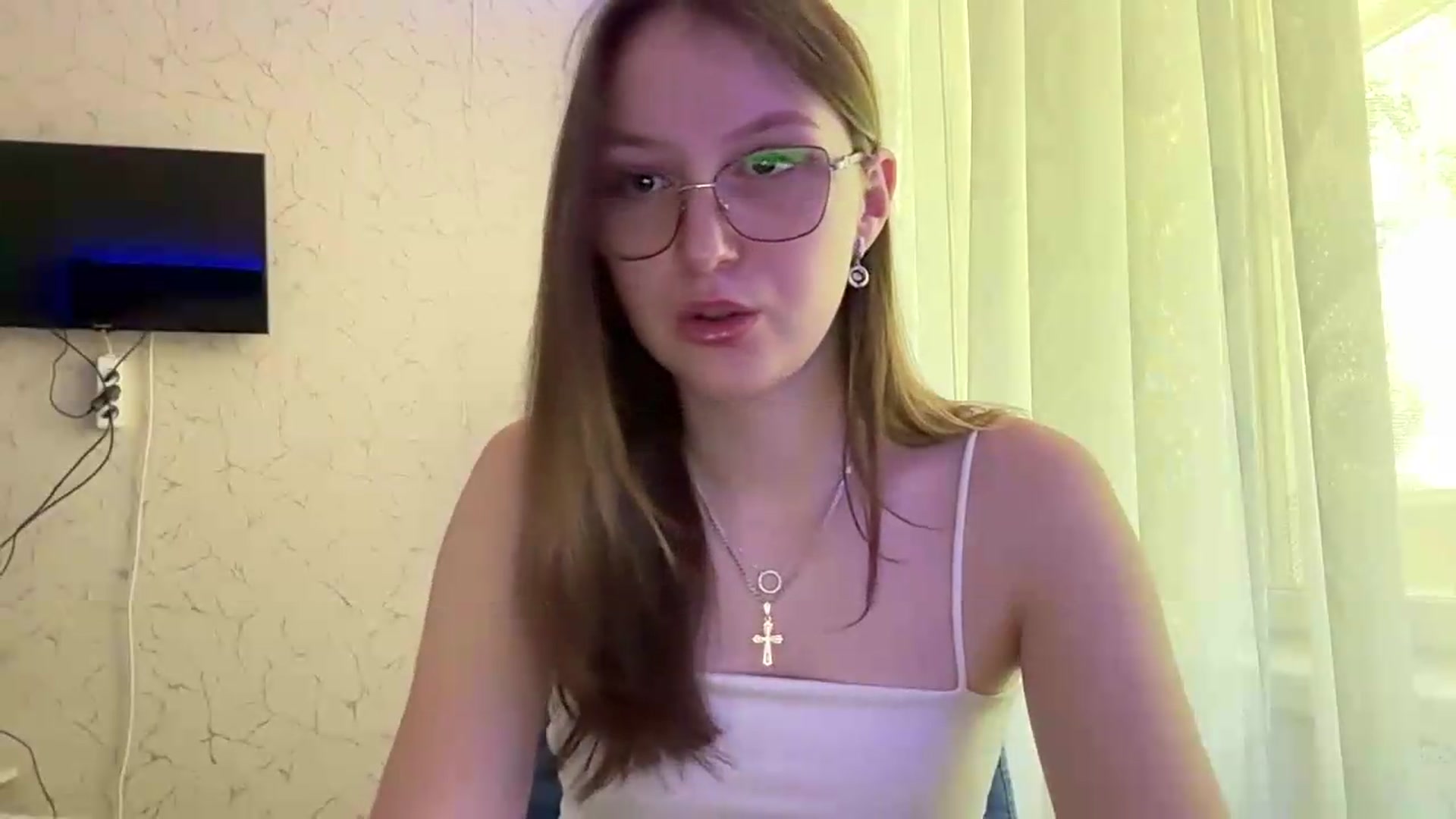 Gallery image thumbnail from SaraJay's myfreecams stream on, 07/19/2026, 10:34 image 13 of 20