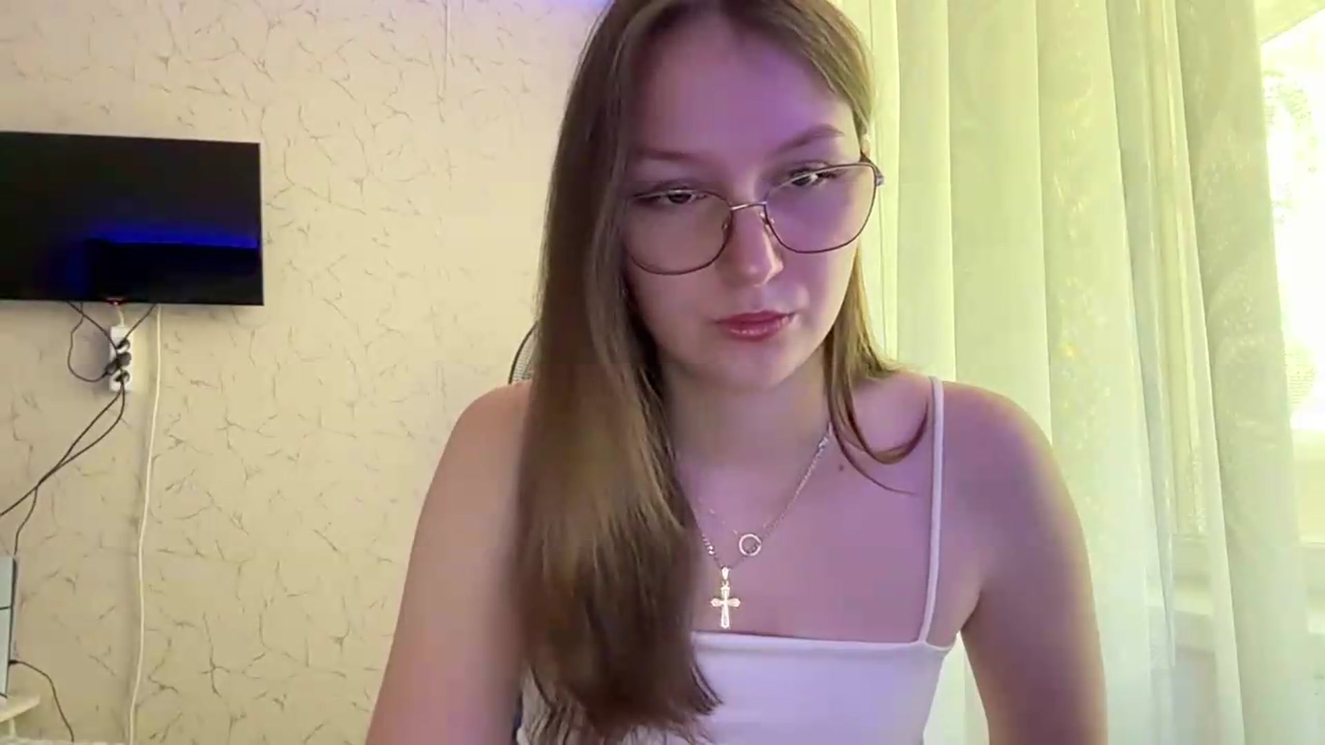 Gallery image thumbnail from SaraJay's myfreecams stream on, 07/19/2026, 10:34 image 12 of 20