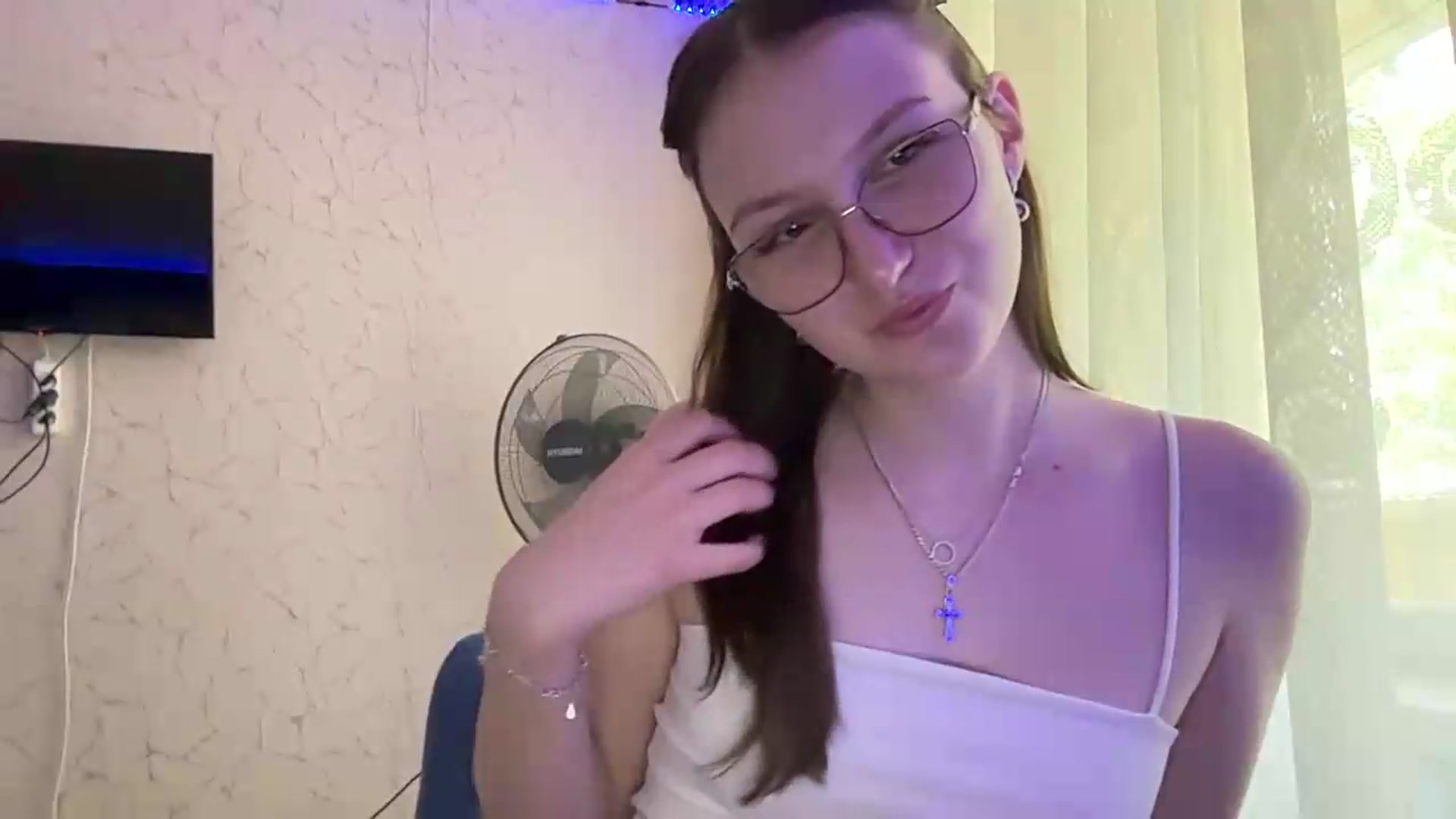 Gallery image thumbnail from SaraJay's myfreecams stream on, 07/19/2026, 11:50 image 11 of 20
