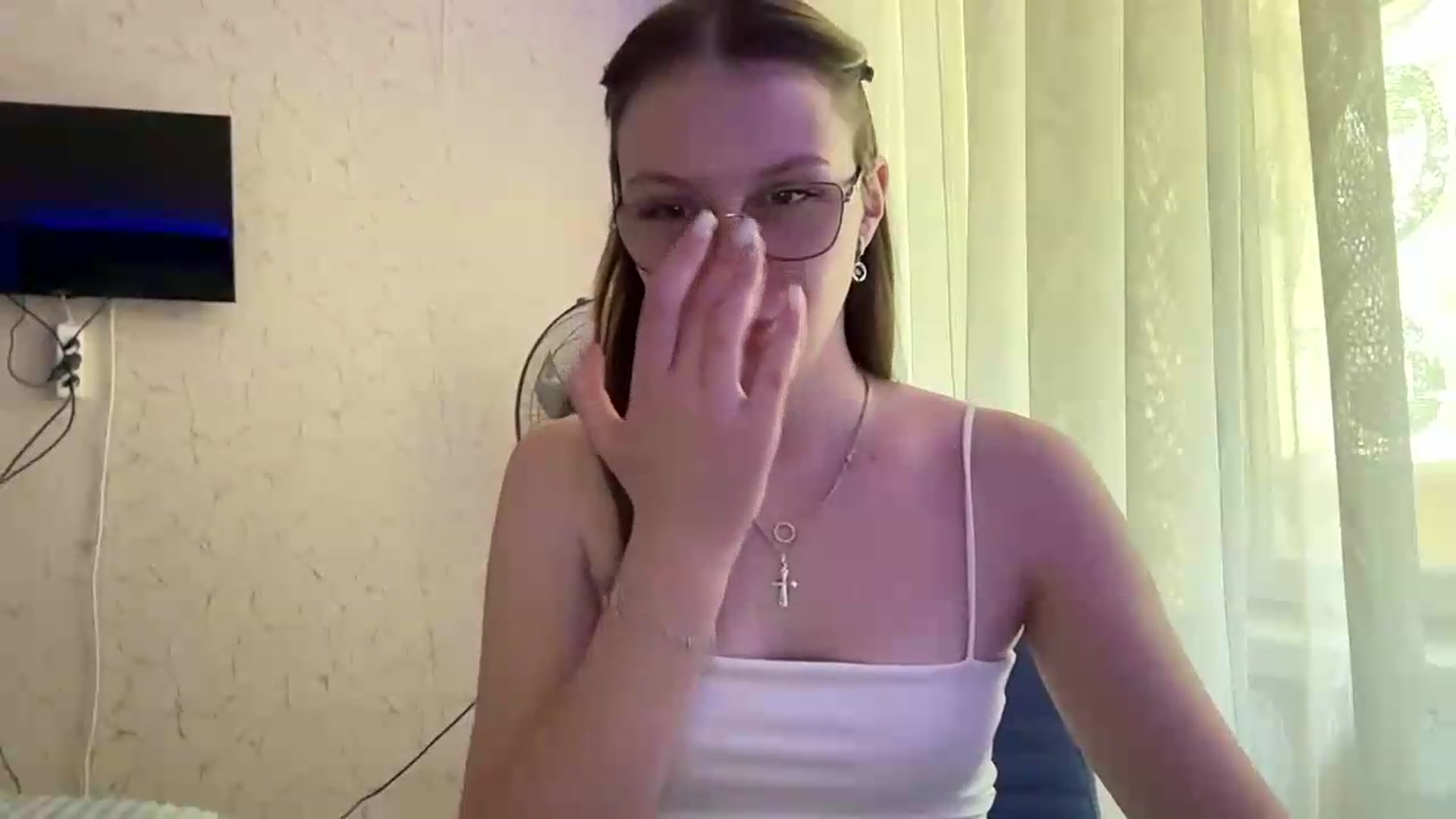 Gallery image thumbnail from SaraJay's myfreecams stream on, 07/19/2026, 11:50 image 12 of 20