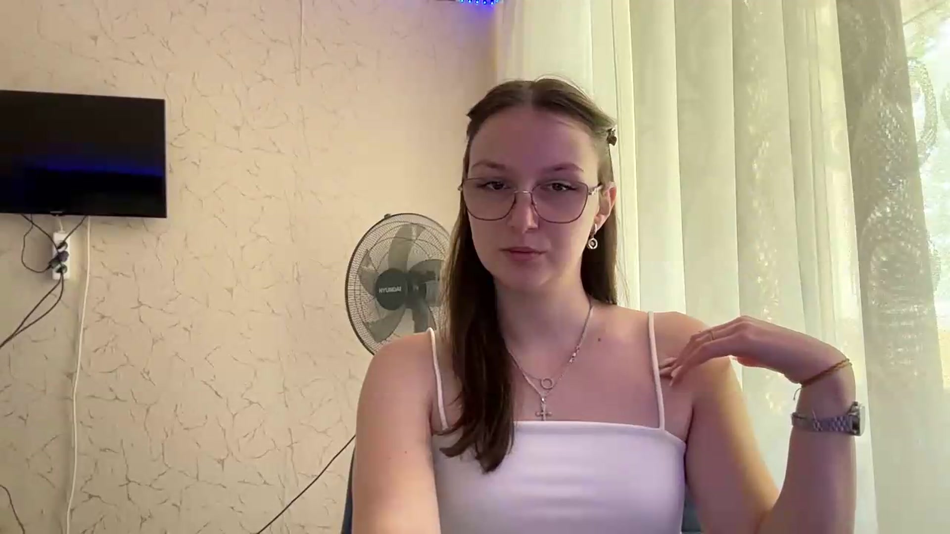Gallery image thumbnail from SaraJay's myfreecams stream on, 07/19/2026, 13:01 image 10 of 20