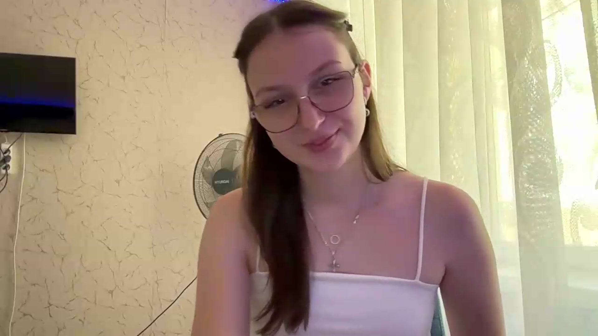Gallery image thumbnail from SaraJay's myfreecams stream on, 07/19/2026, 13:01 image 7 of 20