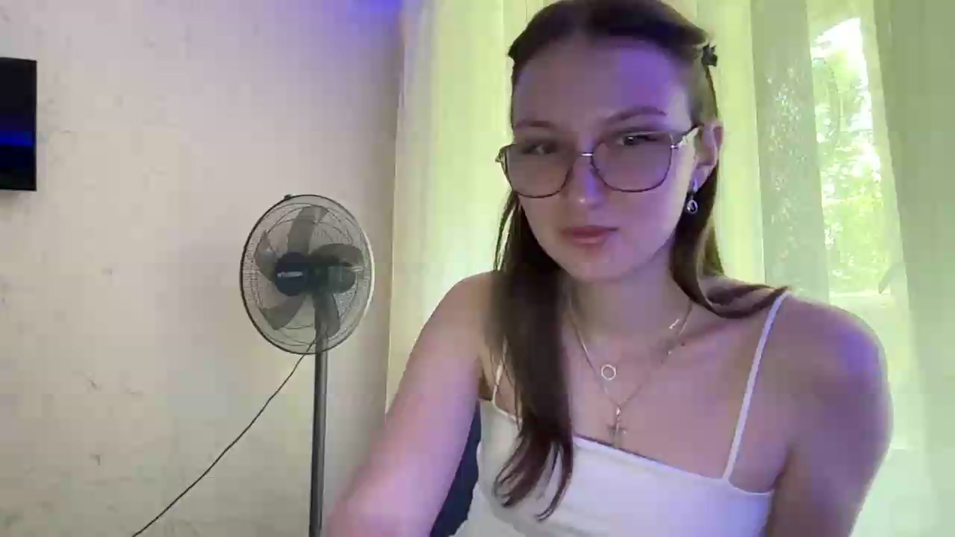 Gallery image thumbnail from SaraJay's myfreecams stream on, 07/19/2026, 13:01 image 1 of 20
