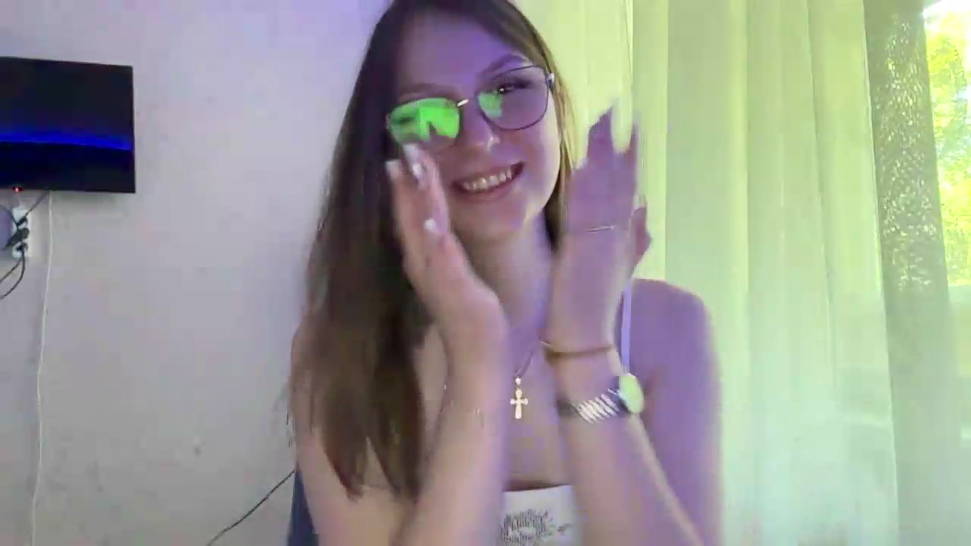 Gallery image thumbnail from SaraJay's myfreecams stream on, 07/20/2026, 08:40 image 17 of 20