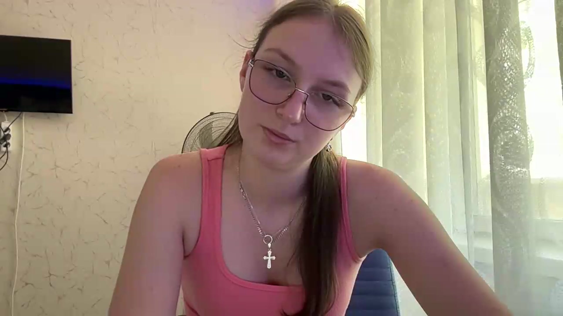 Gallery image thumbnail from SaraJay's myfreecams stream on, 07/21/2026, 11:08 image 17 of 20