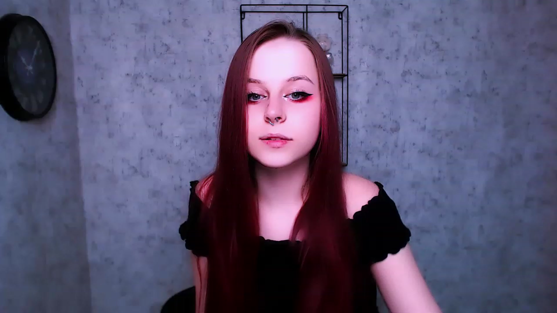 Gallery image thumbnail from SaraLipss_'s myfreecams stream on, 03/31/2023, 22:24 image 4 of 20