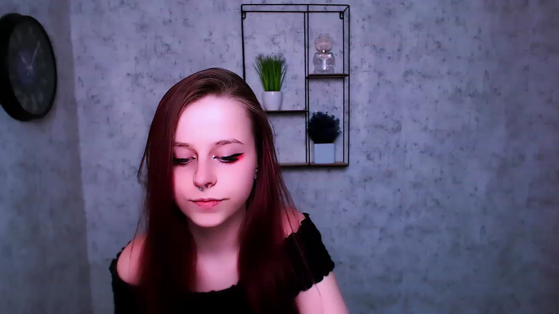 Gallery image thumbnail from SaraLipss_'s myfreecams stream on, 03/31/2023, 22:24 image 17 of 20