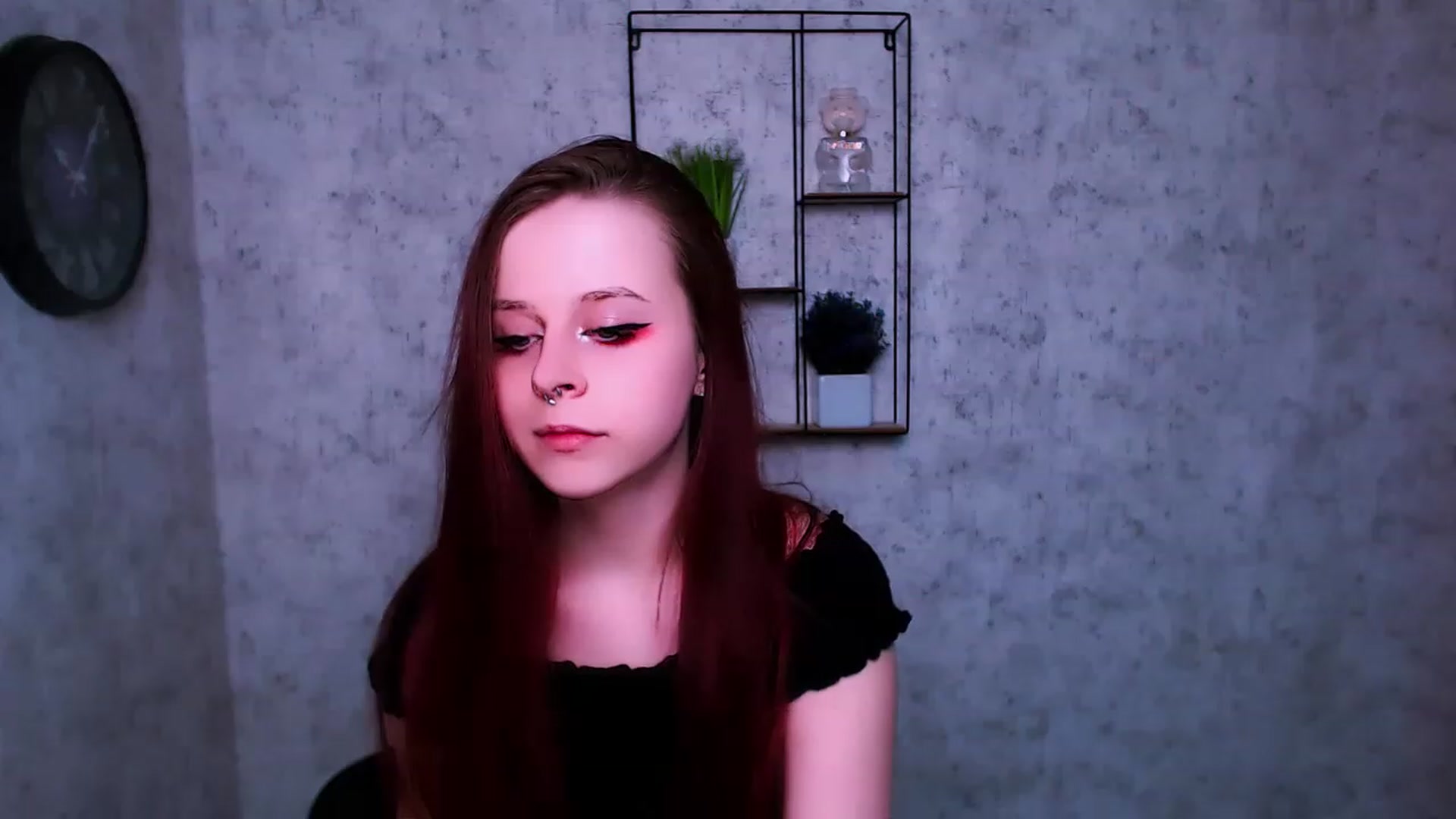 Gallery image thumbnail from SaraLipss_'s myfreecams stream on, 03/31/2023, 22:24 image 16 of 20