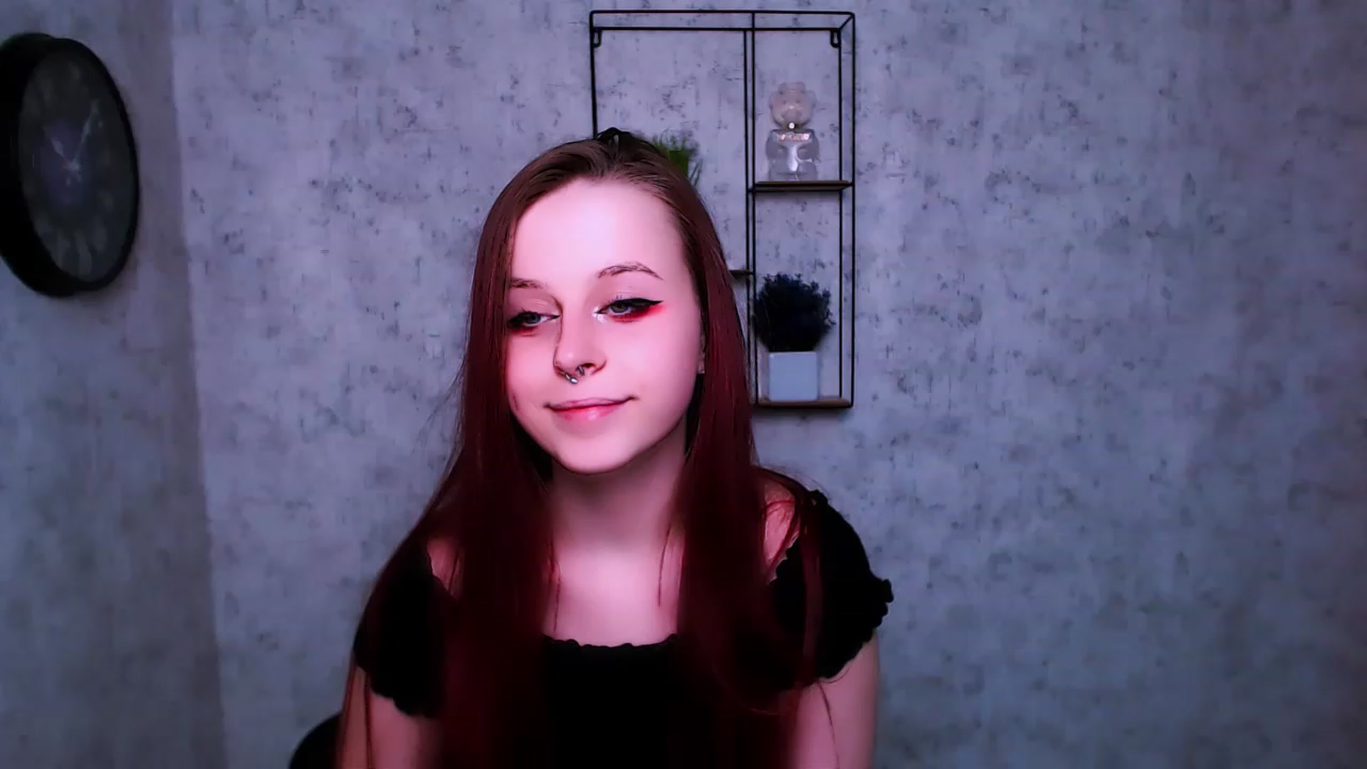 Gallery image thumbnail from SaraLipss_'s myfreecams stream on, 03/31/2023, 22:24 image 15 of 20