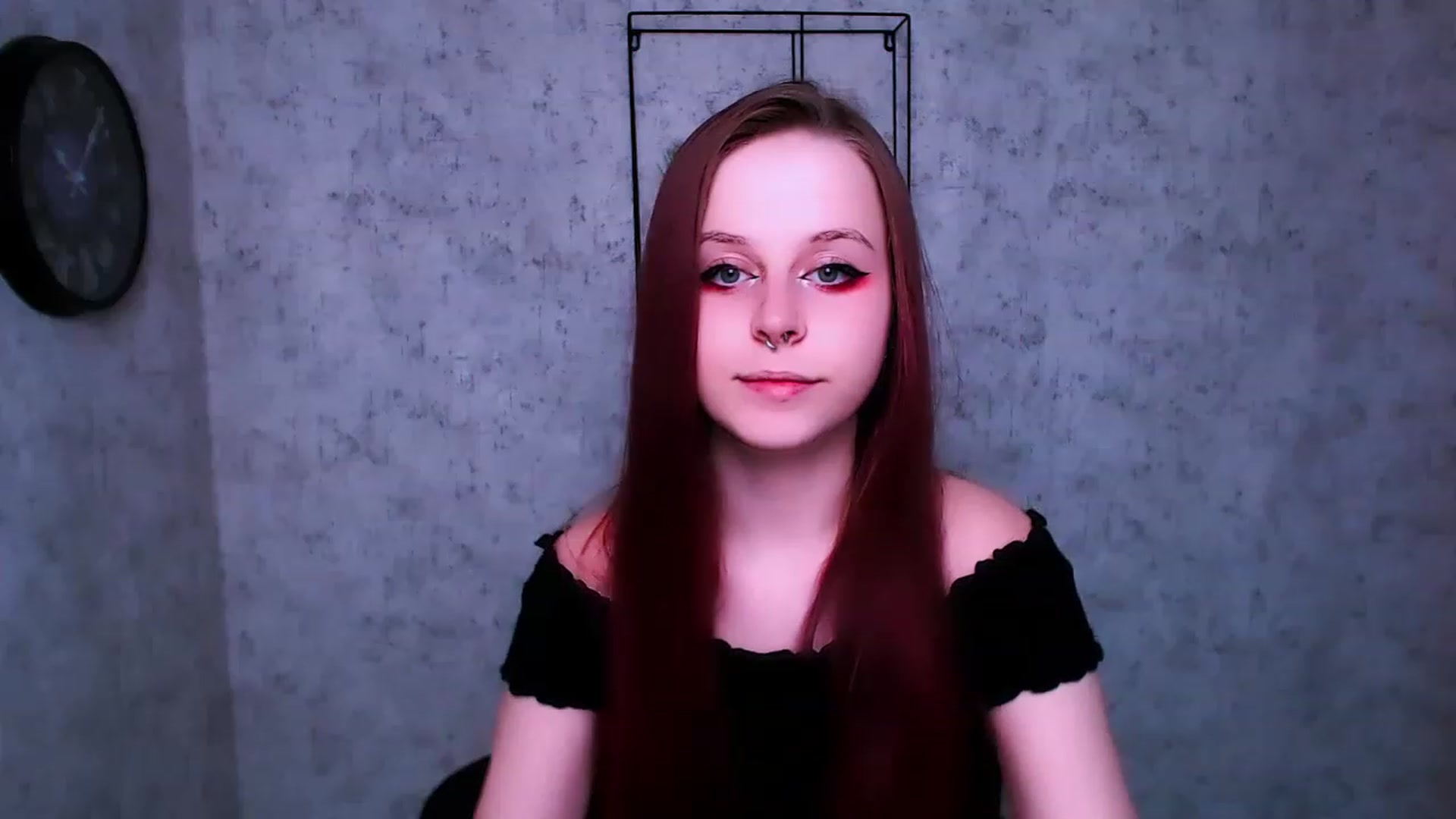 Gallery image thumbnail from SaraLipss_'s myfreecams stream on, 03/31/2023, 22:24 image 5 of 20