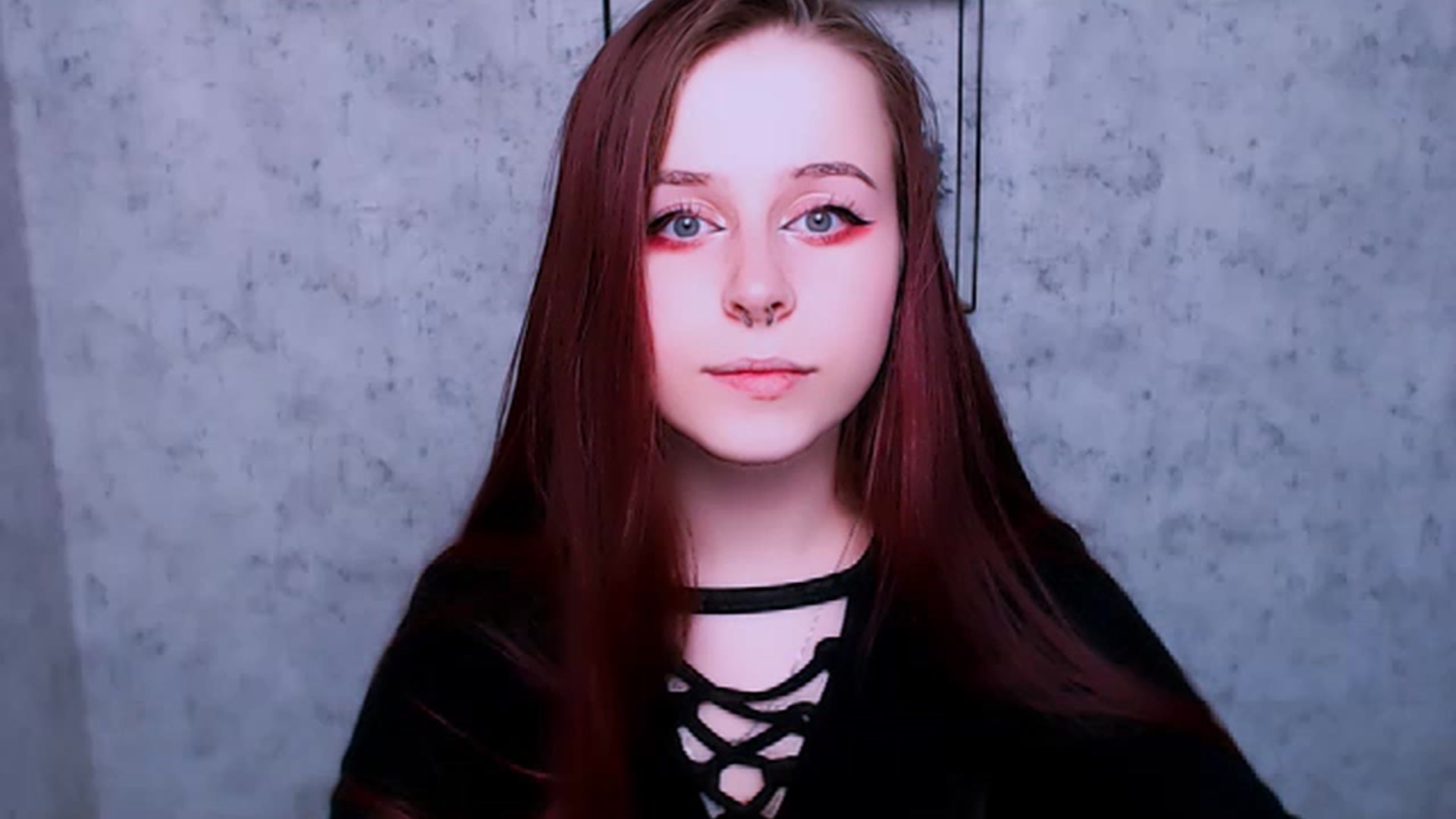 Gallery image thumbnail from SaraLipss_'s myfreecams stream on, 04/01/2023, 23:44 image 13 of 20