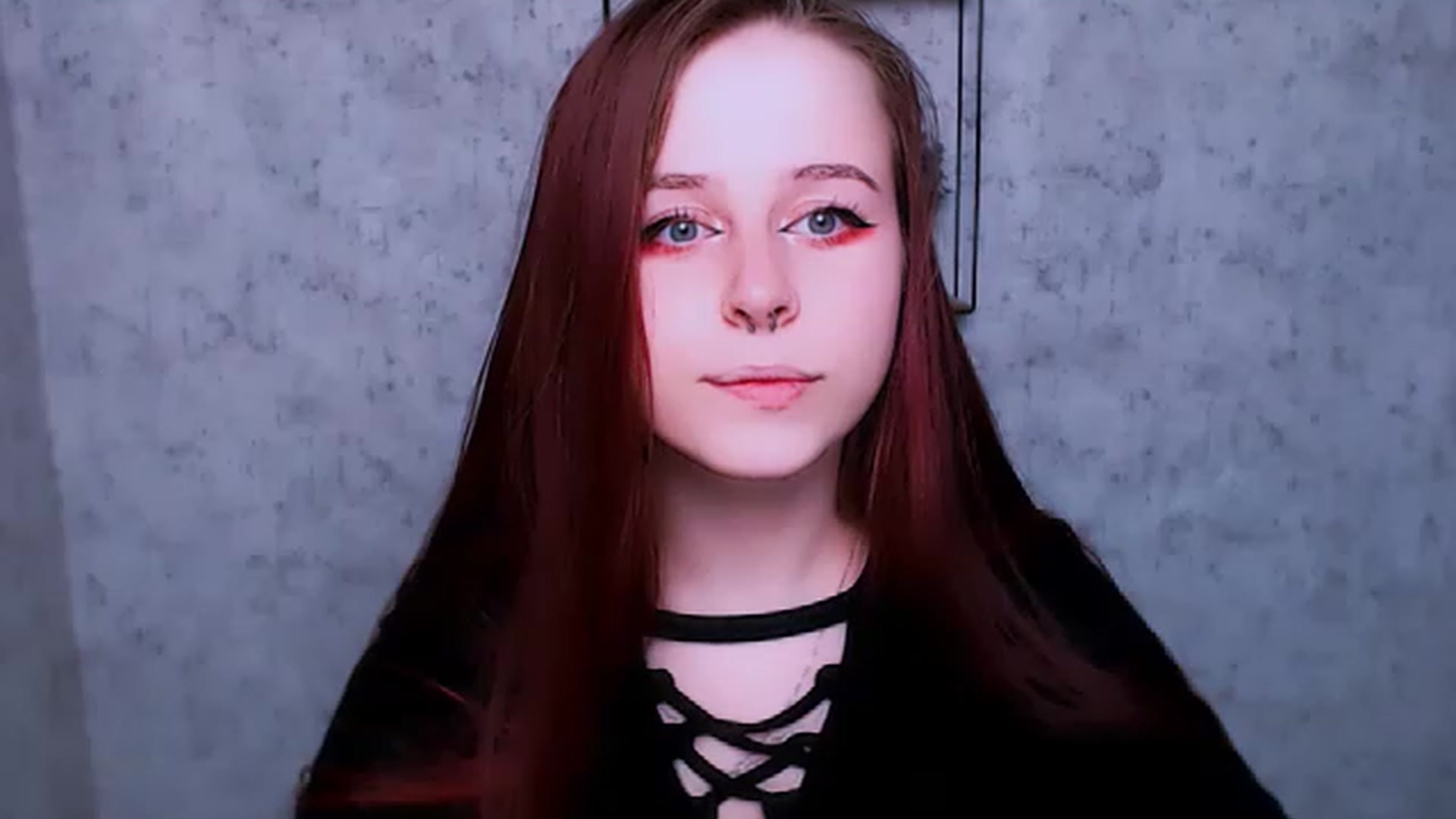 Gallery image thumbnail from SaraLipss_'s myfreecams stream on, 04/01/2023, 23:44 image 7 of 20