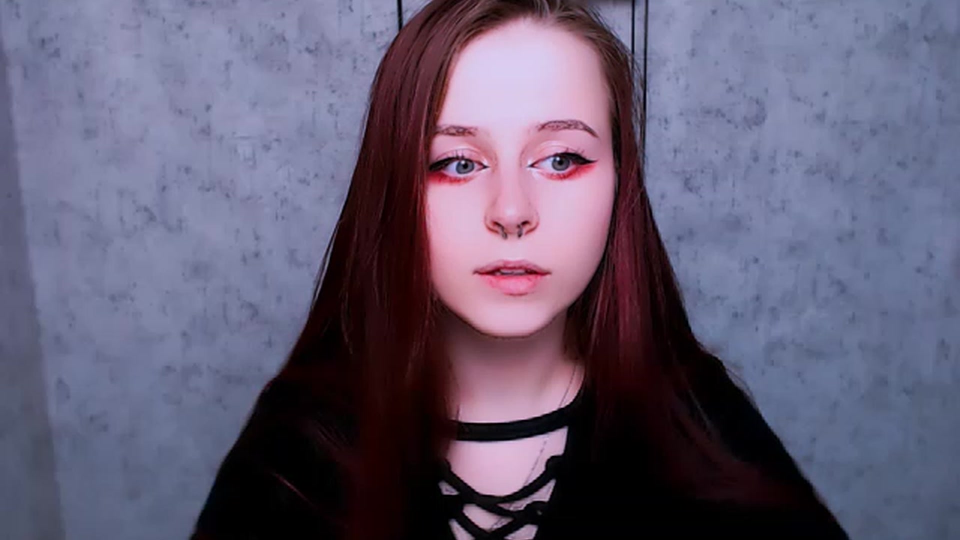 Gallery image thumbnail from SaraLipss_'s myfreecams stream on, 04/01/2023, 23:44 image 11 of 20