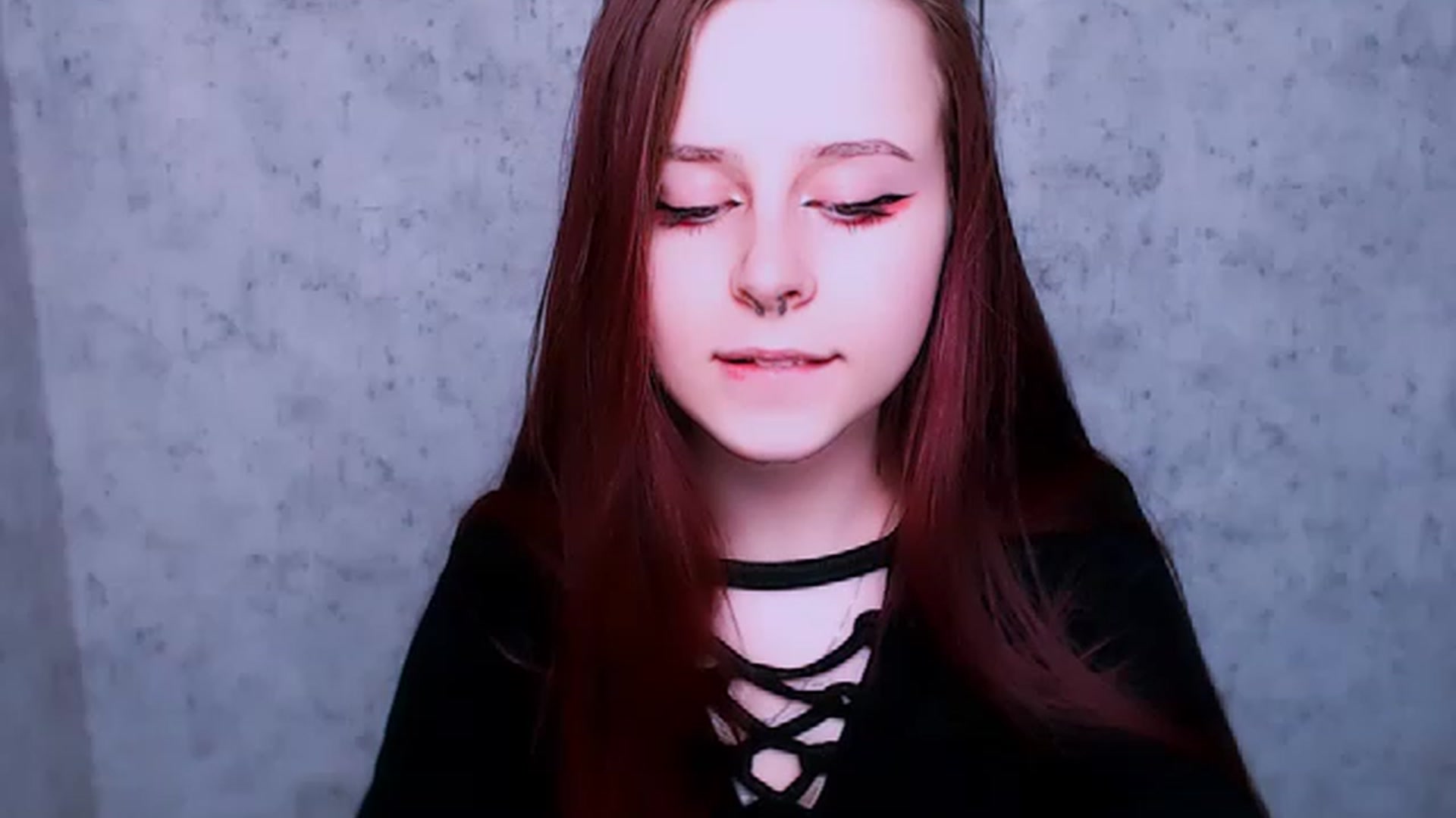 Gallery image thumbnail from SaraLipss_'s myfreecams stream on, 04/01/2023, 23:44 image 14 of 20