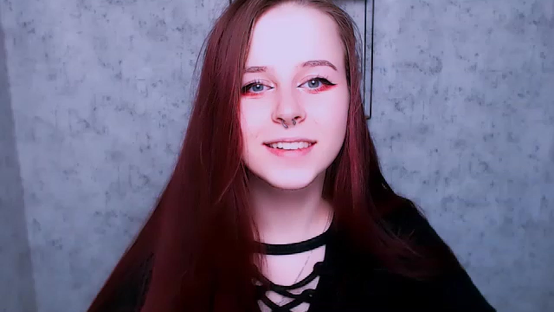 Gallery image thumbnail from SaraLipss_'s myfreecams stream on, 04/01/2023, 23:44 image 4 of 20