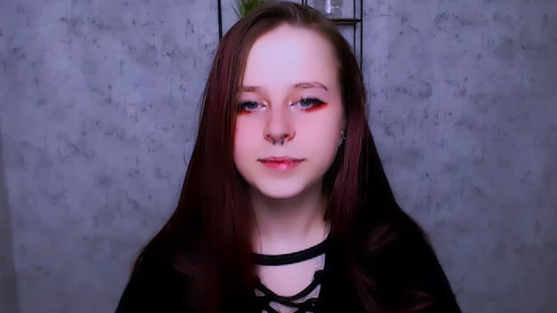 Gallery image thumbnail from SaraLipss_'s myfreecams stream on, 04/02/2023, 20:09 image 5 of 20