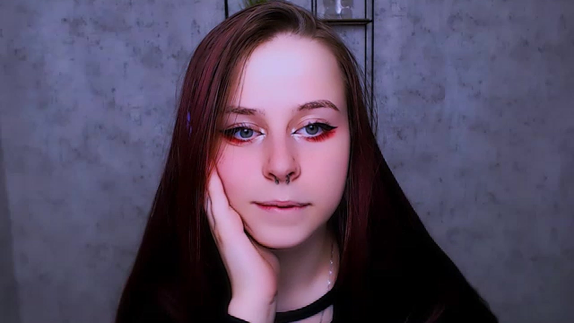 Gallery image thumbnail from SaraLipss_'s myfreecams stream on, 04/02/2023, 20:09 image 15 of 20