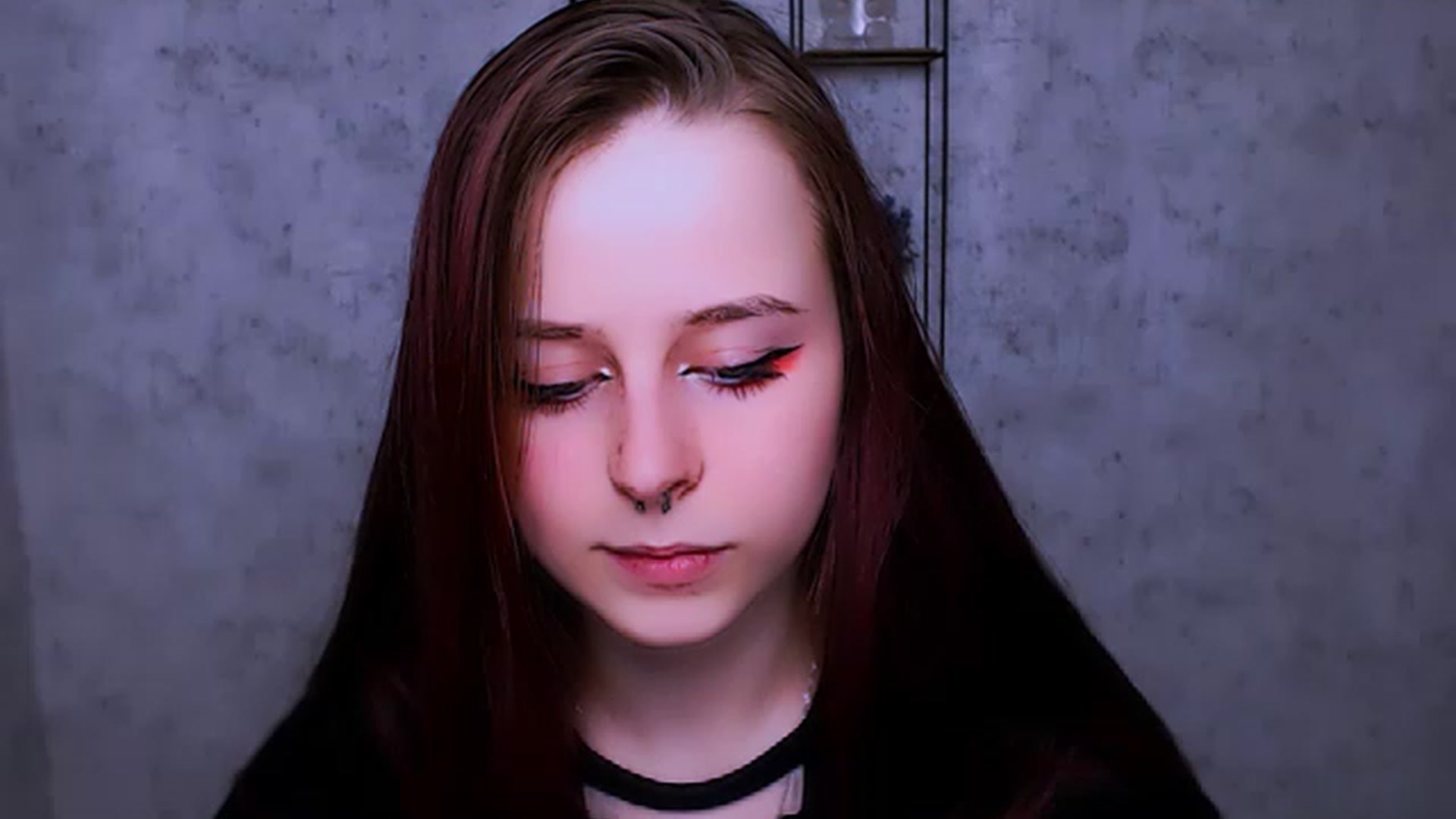 Gallery image thumbnail from SaraLipss_'s myfreecams stream on, 04/02/2023, 20:09 image 13 of 20