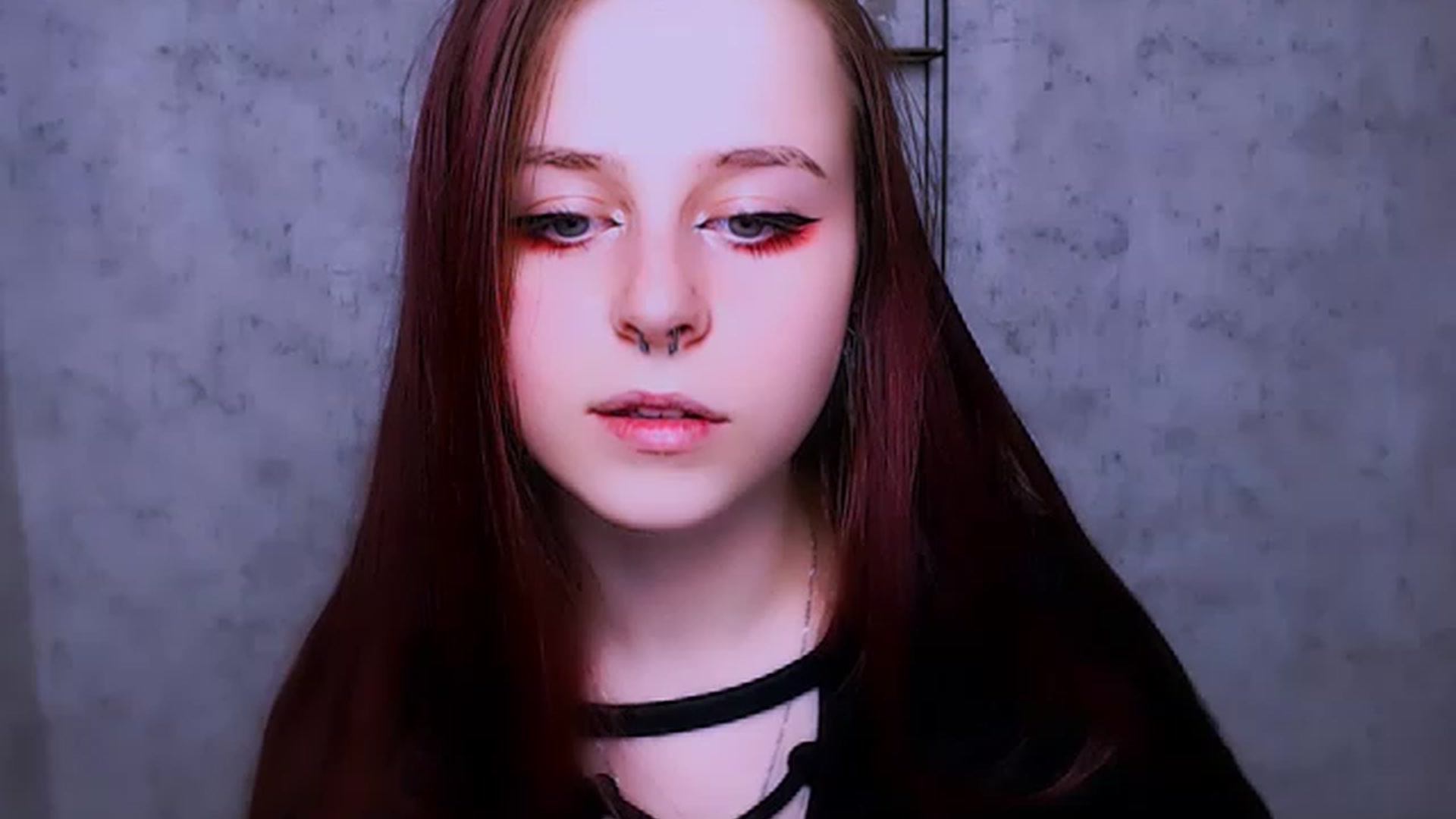 Gallery image thumbnail from SaraLipss_'s myfreecams stream on, 04/02/2023, 20:09 image 18 of 20