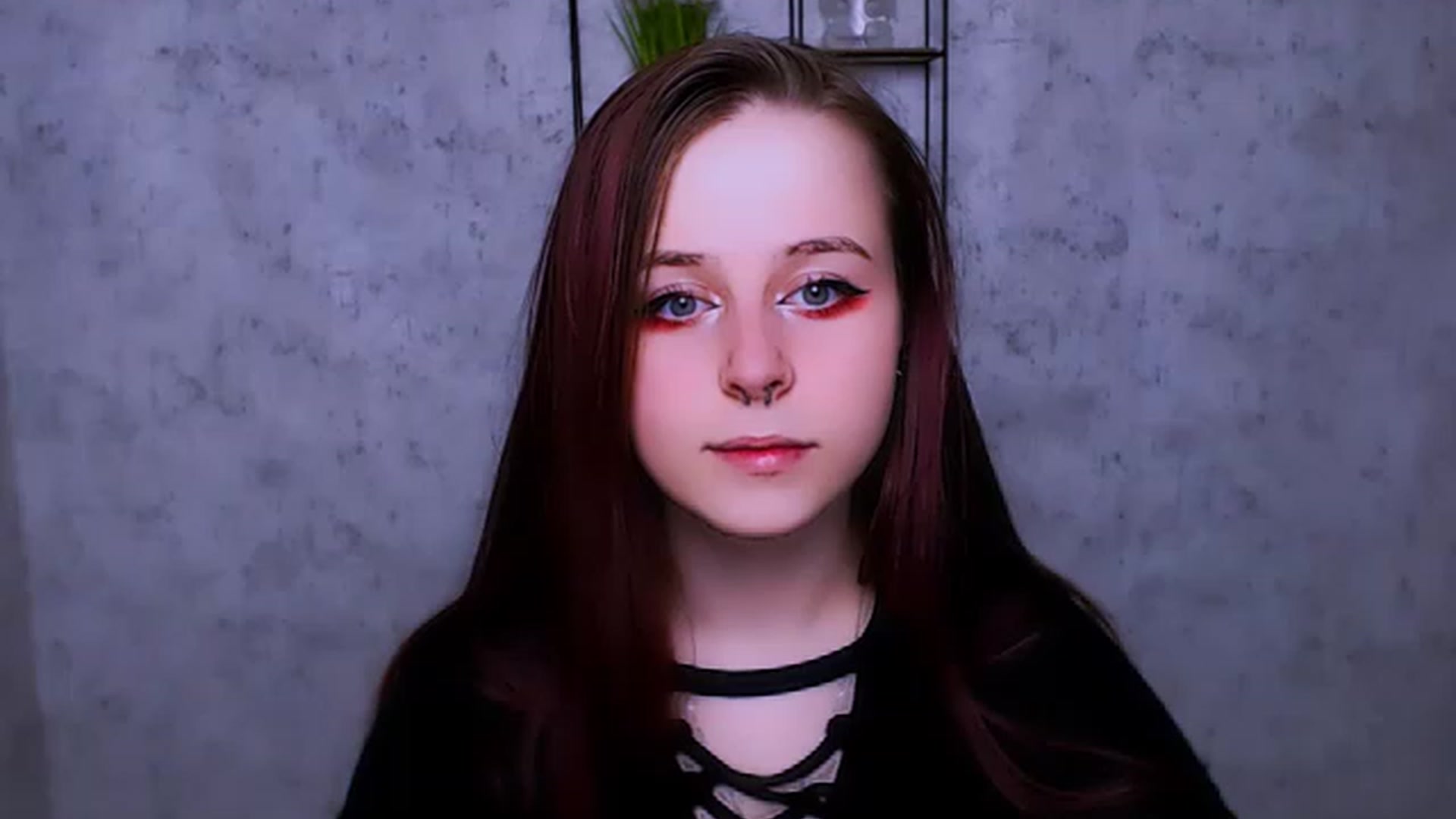 Gallery image thumbnail from SaraLipss_'s myfreecams stream on, 04/02/2023, 20:09 image 3 of 20