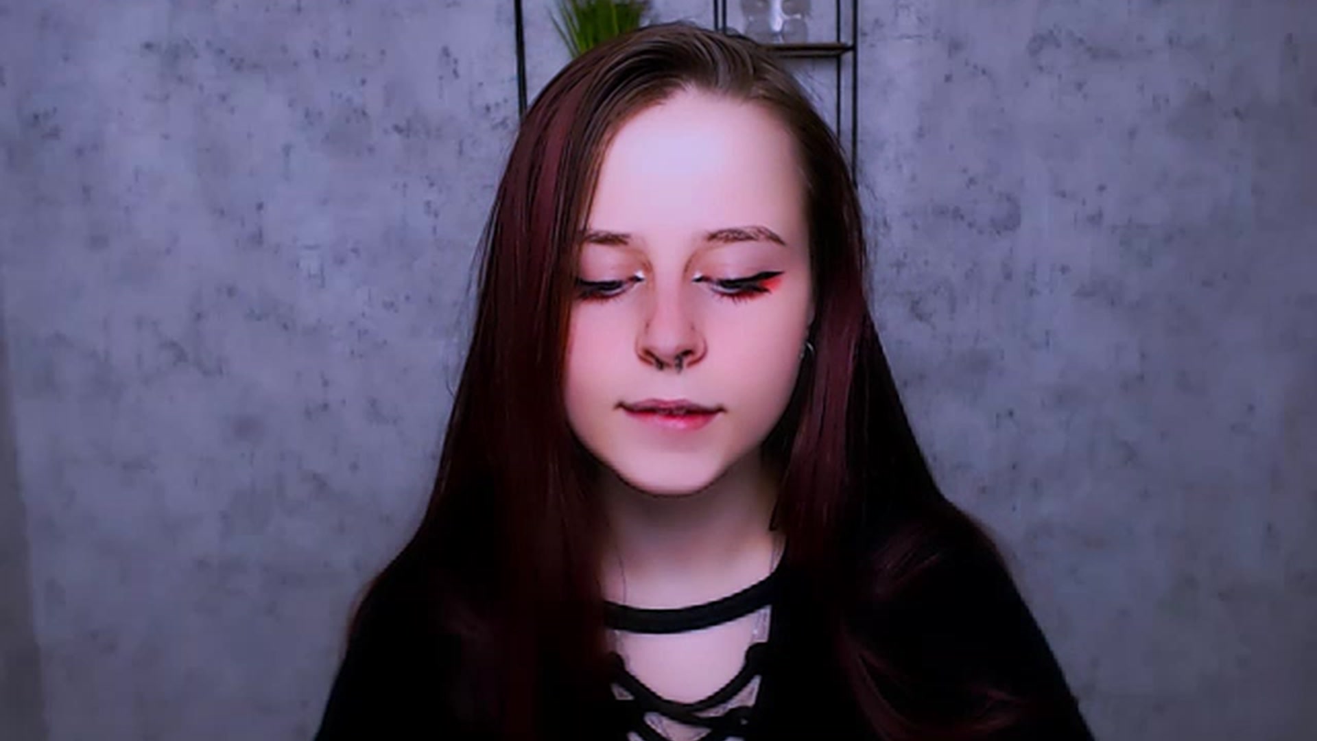 Gallery image thumbnail from SaraLipss_'s myfreecams stream on, 04/02/2023, 20:09 image 4 of 20