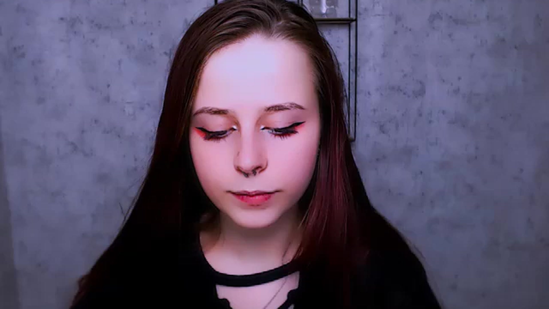 Gallery image thumbnail from SaraLipss_'s myfreecams stream on, 04/02/2023, 22:59 image 6 of 20