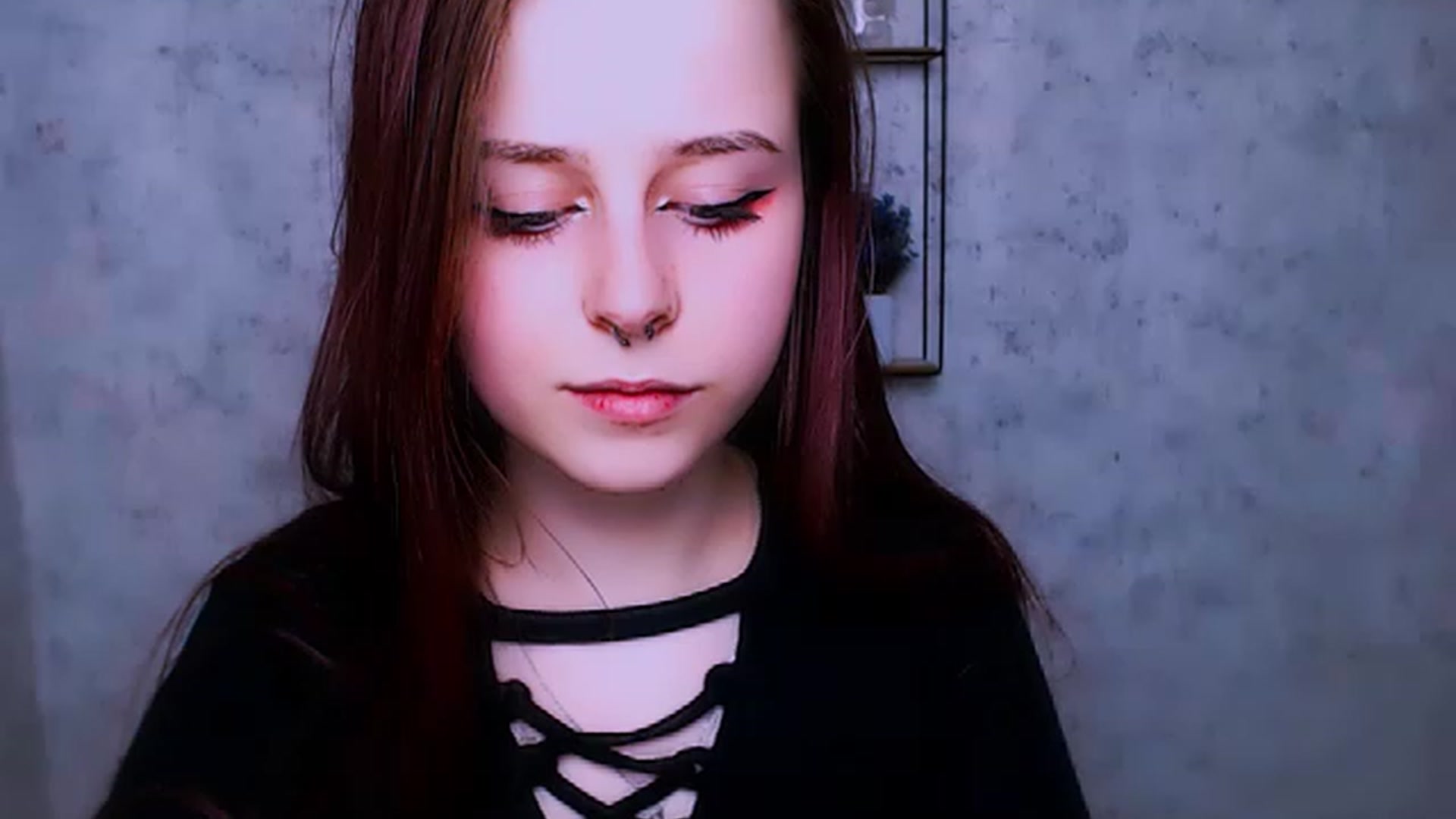 Gallery image thumbnail from SaraLipss_'s myfreecams stream on, 04/02/2023, 22:59 image 16 of 20