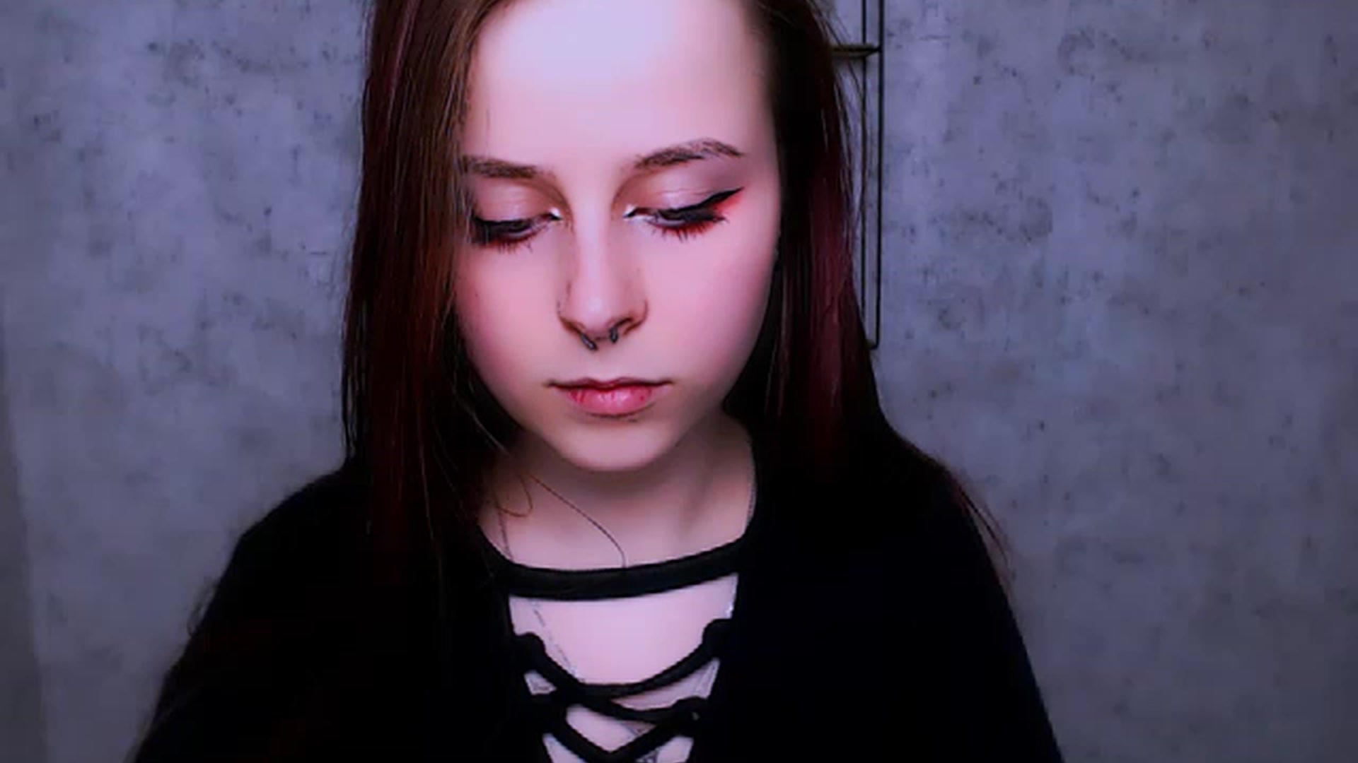 Gallery image thumbnail from SaraLipss_'s myfreecams stream on, 04/02/2023, 22:59 image 15 of 20